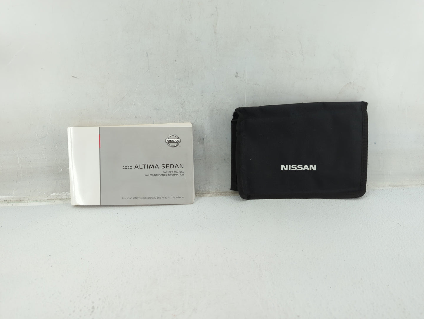 2020 Nissan Altima Owners Manual Book Guide P/N:OM20EA 0L34U2 OEM Used Auto Parts - Oemusedautoparts1.com