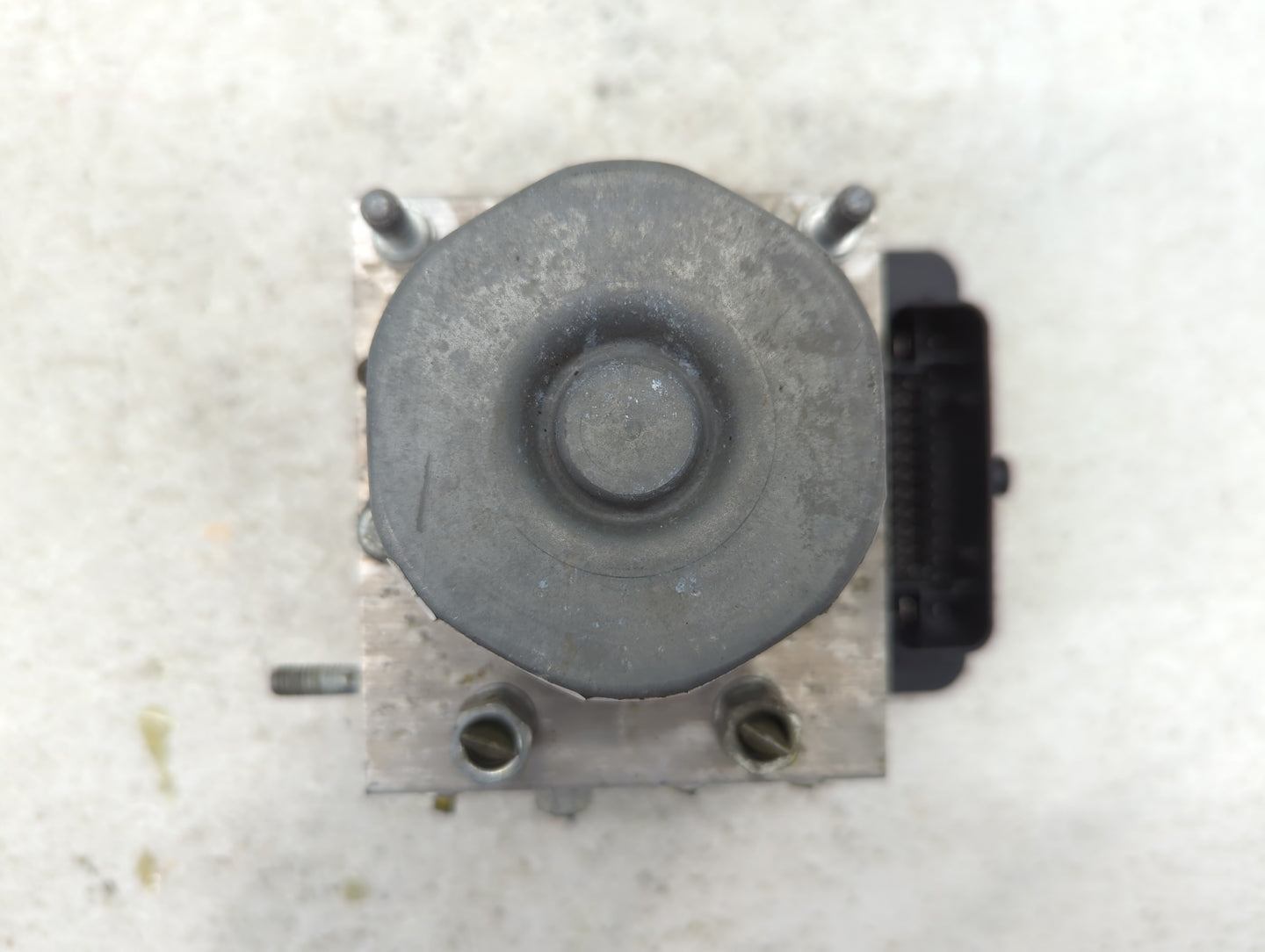 2019-2020 Nissan Altima ABS Pump Control Module Replacement P/N:47660 6CD0A Fits Fits 2019 2020 OEM Used Auto Parts - Oemuse