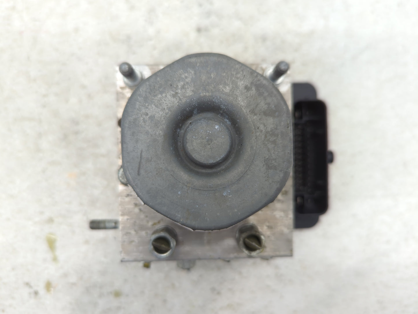 2019-2020 Nissan Altima ABS Pump Control Module Replacement P/N:47660 6CD0A Fits Fits 2019 2020 OEM Used Auto Parts - Oemuse