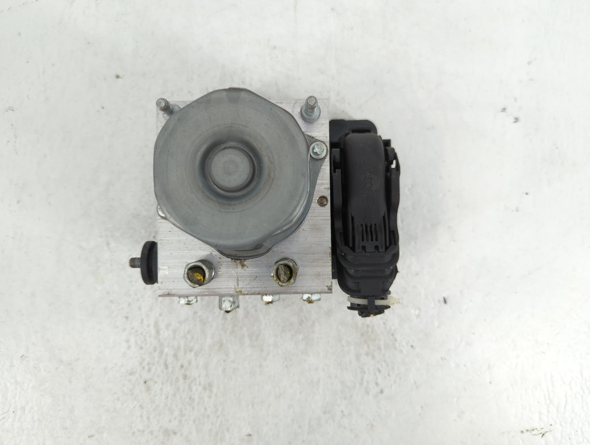 2019-2020 Nissan Altima Anti-Lock Brake ABS Pump Module Actuator OEM P/N:47660 6CD0A Fits Fits 2019 2020 OEM Used Auto Parts