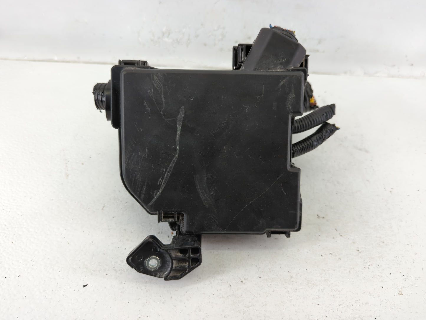 2019-2022 Nissan Altima Fusebox Fuse Box Panel Relay Module P/N:5392 YA2 6CA0A Fits Fits 2019 2020 2021 2022 OEM Used Auto P