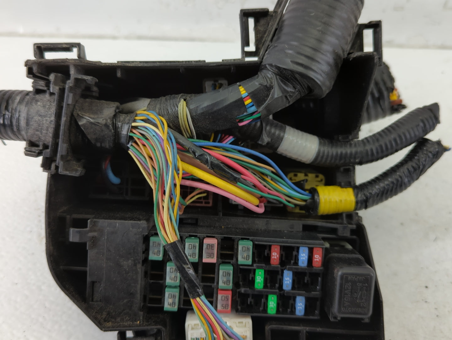 2019-2022 Nissan Altima Fusebox Fuse Box Panel Relay Module P/N:5392 YA2 6CA0A Fits Fits 2019 2020 2021 2022 OEM Used Auto P