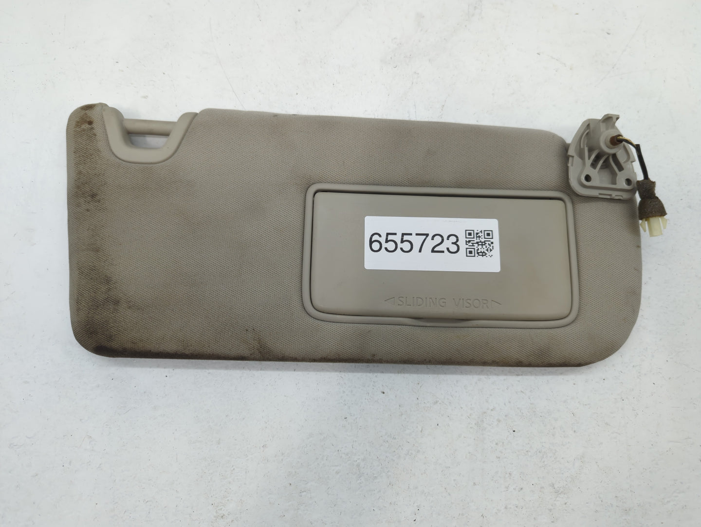 2019-2020 Nissan Altima Sun Visor Shade Replacement Passenger Right Mirror Fits Fits 2019 2020 OEM Used Auto Parts - Oemused