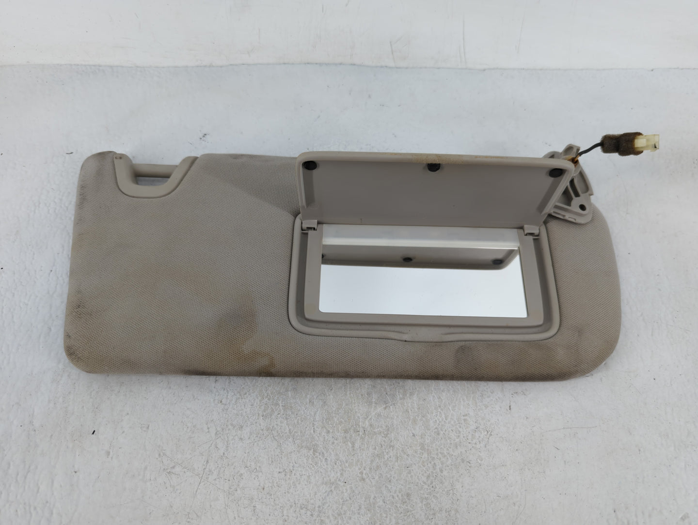2019-2020 Nissan Altima Sun Visor Shade Replacement Passenger Right Mirror Fits Fits 2019 2020 OEM Used Auto Parts - Oemused