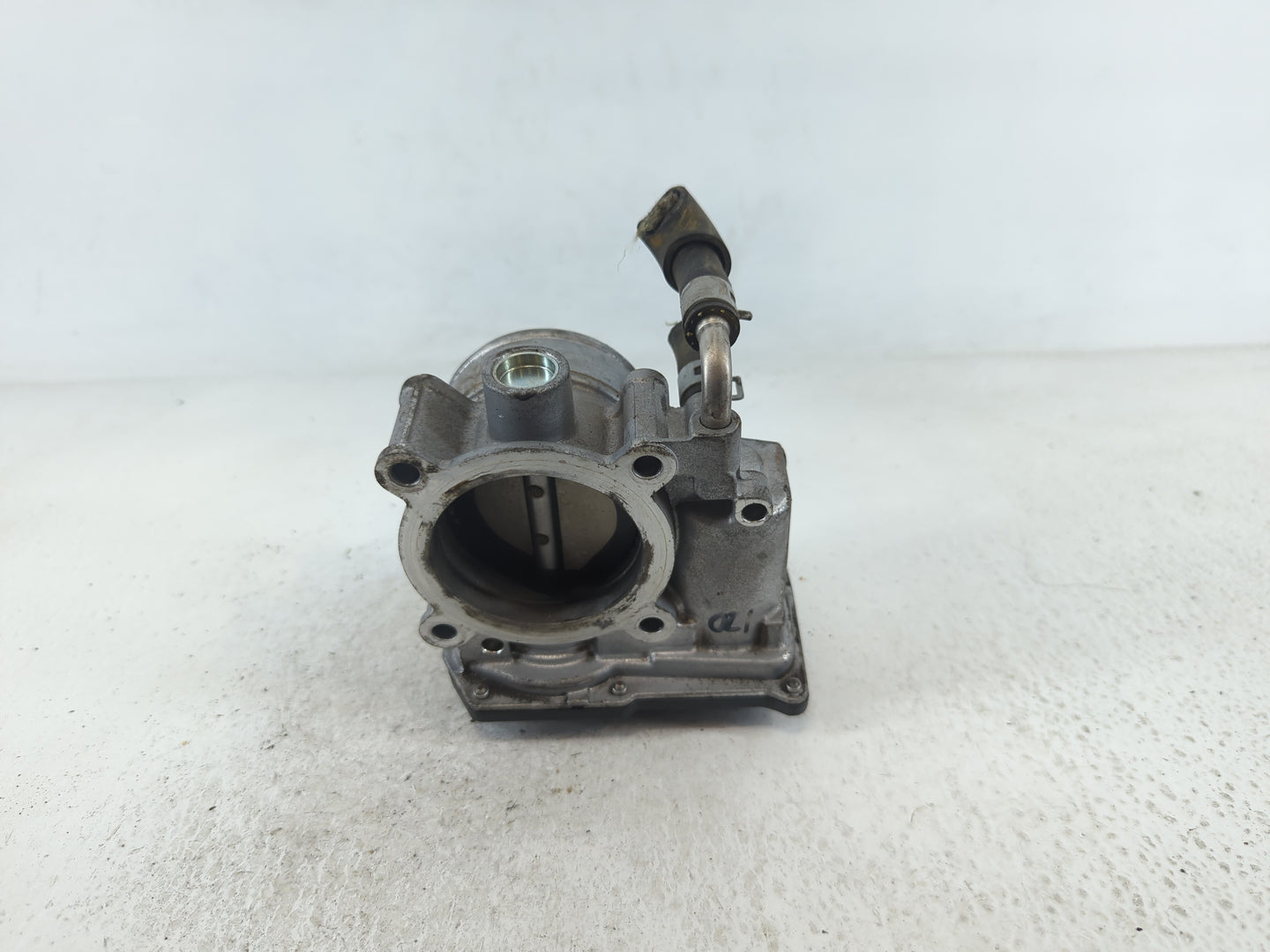 2019-2020 Nissan Altima Throttle Body P/N:0C05 4TA60-01 B Fits Fits 2019 2020 OEM Used Auto Parts - Oemusedautoparts1.com