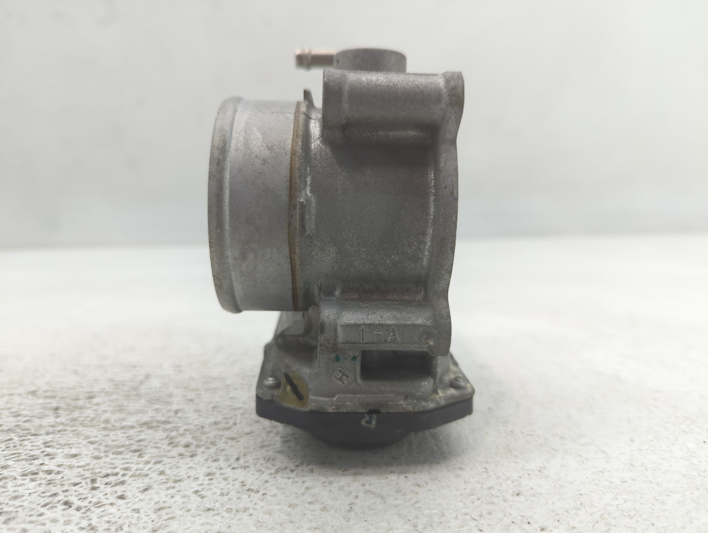 2019-2020 Nissan Altima Throttle Body P/N:9F05 4TA60-01 B Fits Fits 2019 2020 OEM Used Auto Parts - Oemusedautoparts1.com