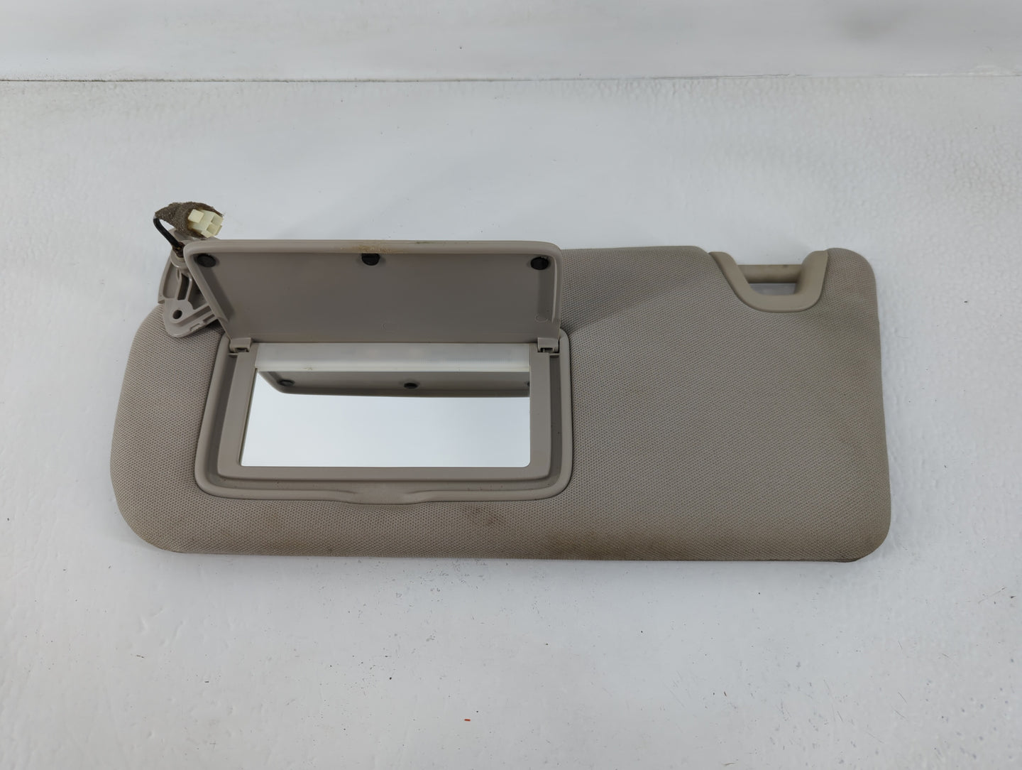 2019-2020 Nissan Altima Sun Visor Shade Replacement Passenger Right Mirror Fits Fits 2019 2020 OEM Used Auto Parts - Oemused