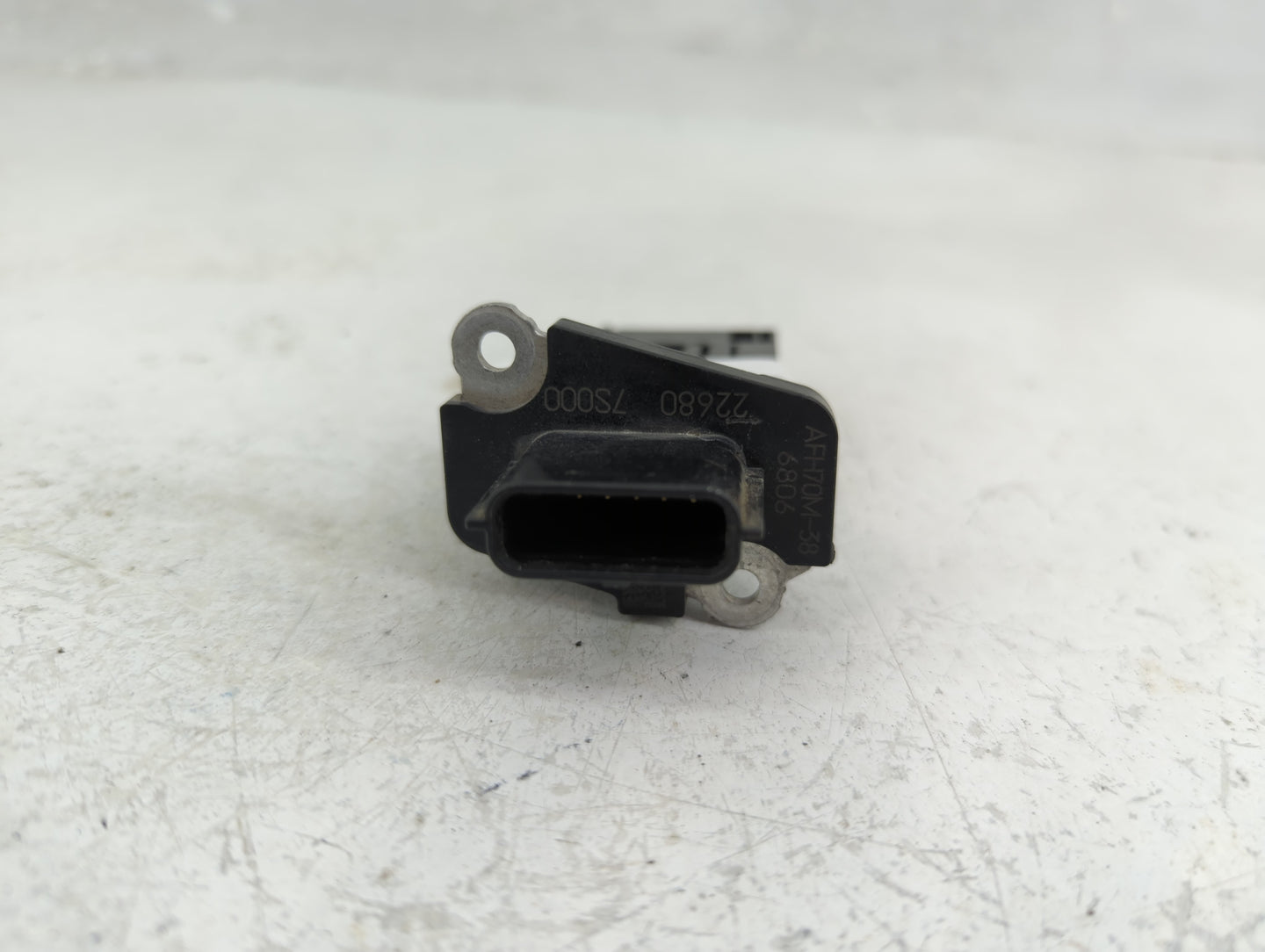 2005-2022 Nissan Armada Mass Air Flow Meter Maf - Oemusedautoparts1.com