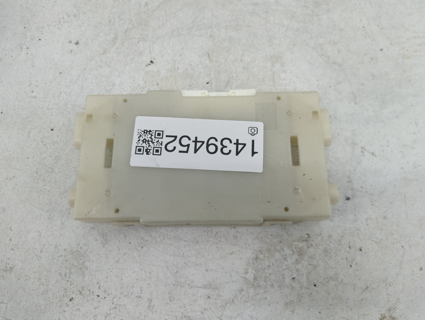 2018-2020 Nissan Armada Temperature Control Module 27760 6jg0a|k6ca07a1 - Oemusedautoparts1.com