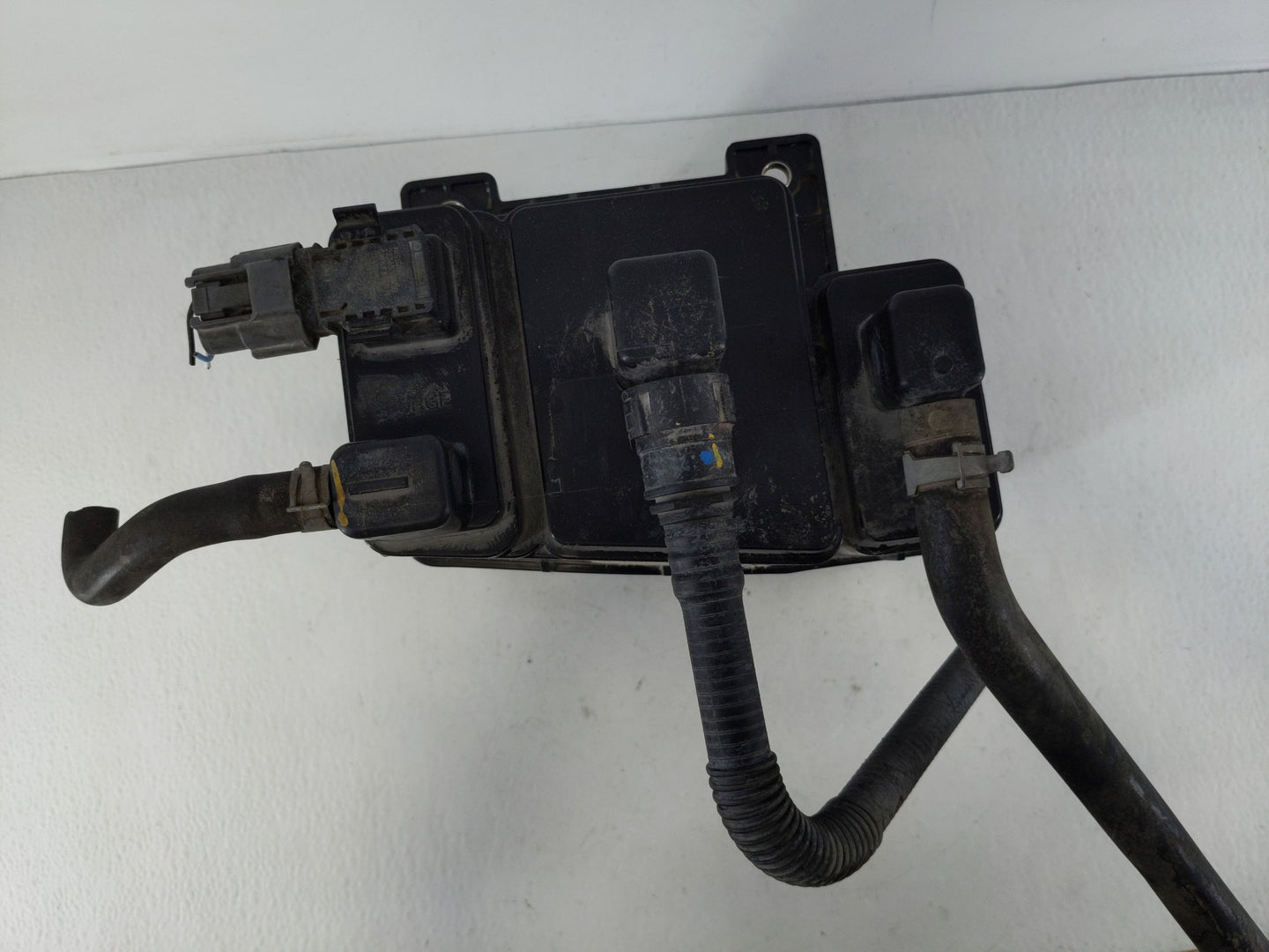 2020 Nissan Frontier Fuel Vapor Charcoal Canister - Oemusedautoparts1.com