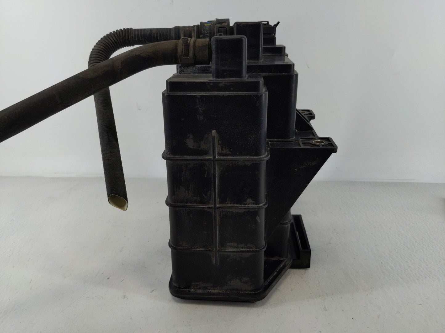 2020 Nissan Frontier Fuel Vapor Charcoal Canister - Oemusedautoparts1.com