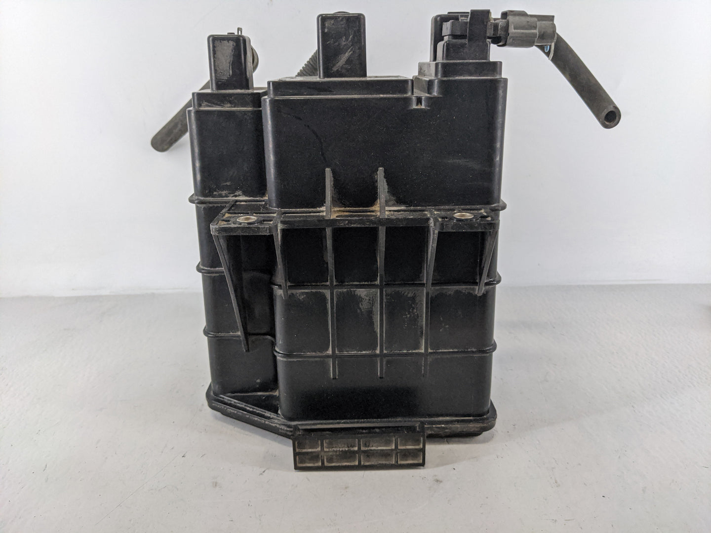 2020 Nissan Frontier Fuel Vapor Charcoal Canister - Oemusedautoparts1.com
