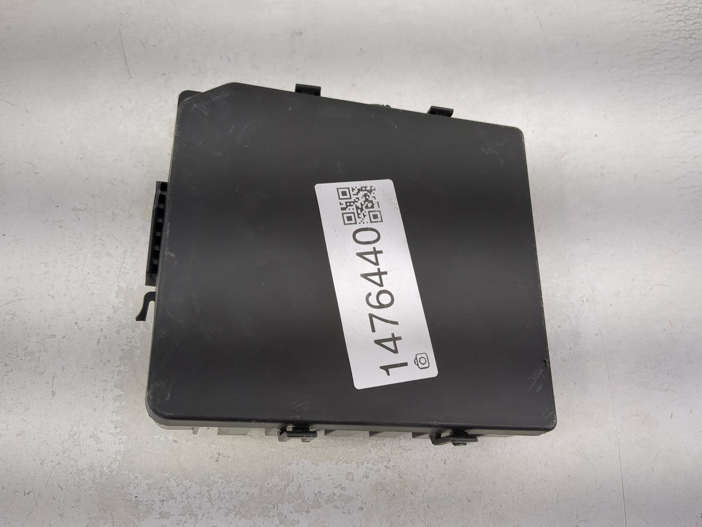 2010-2022 Nissan Frontier Fusebox Fuse Box Panel Relay Module P/N:284B69811A 92820004T8 Fits OEM Used Auto Parts - Oemusedau