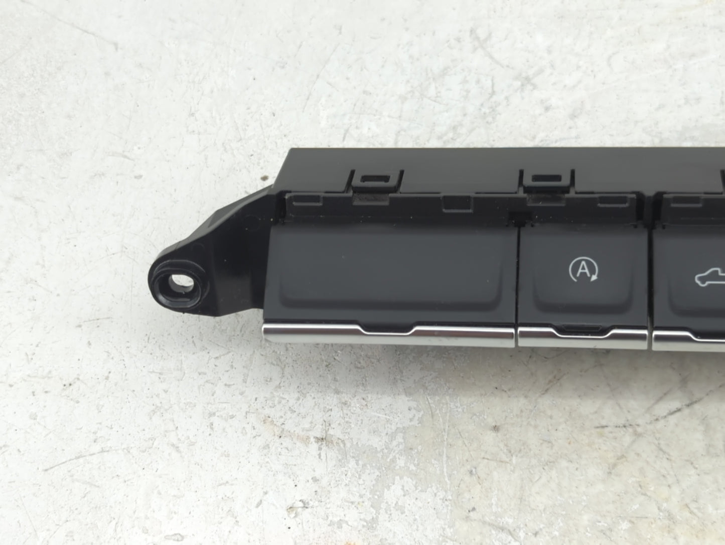 2020 Nissan Gt-R PCM Engine Control Computer ECU ECM PCU OEM P/N:84168736 7002060100000H, 070850102, 3576.2001 Fits OEM Used