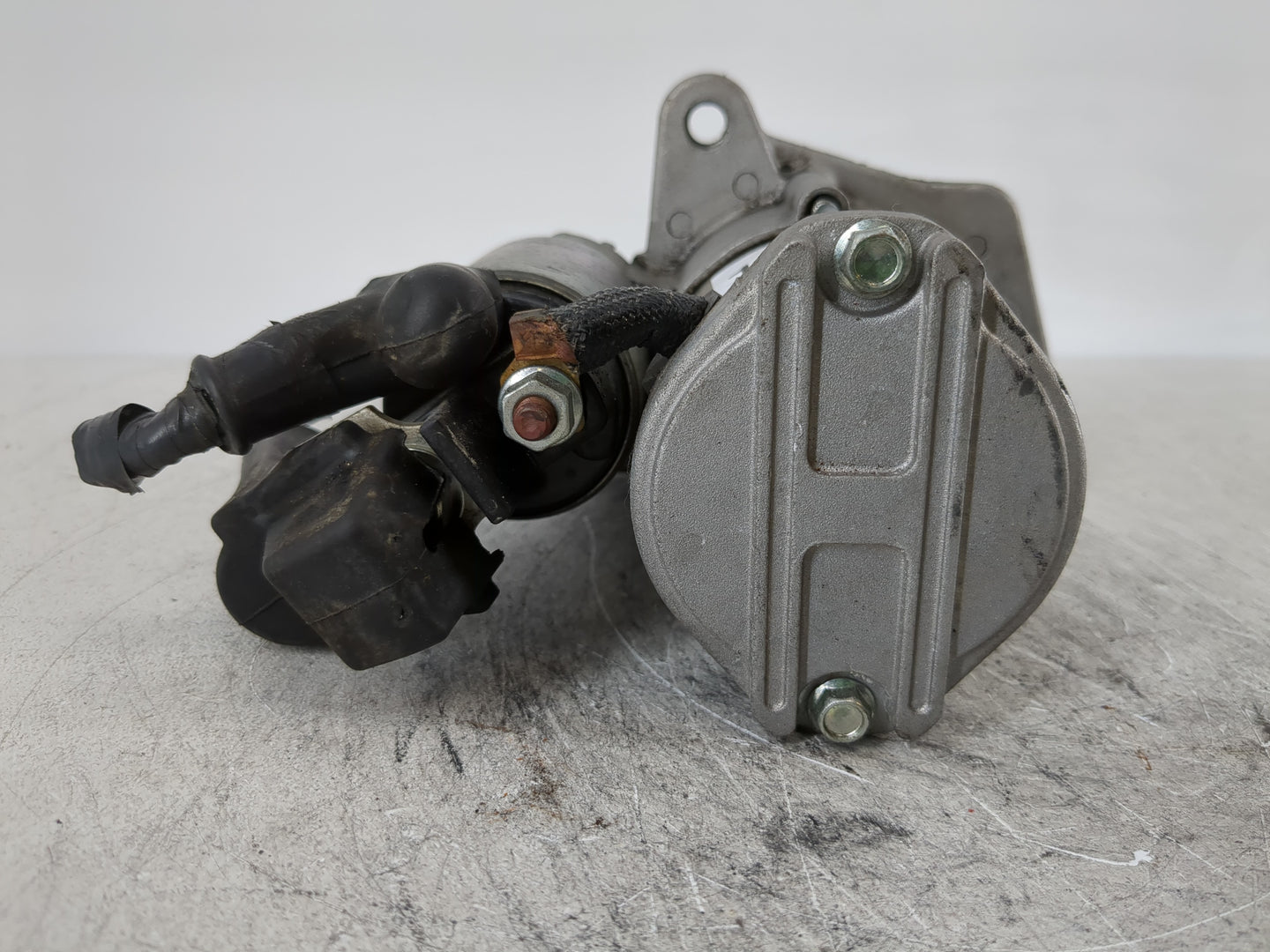 2019-2021 Nissan Kicks Car Starter Motor Solenoid OEM P/N:23300 5RB0D Fits Fits 2019 2020 2021 2022 OEM Used Auto Parts - Oe