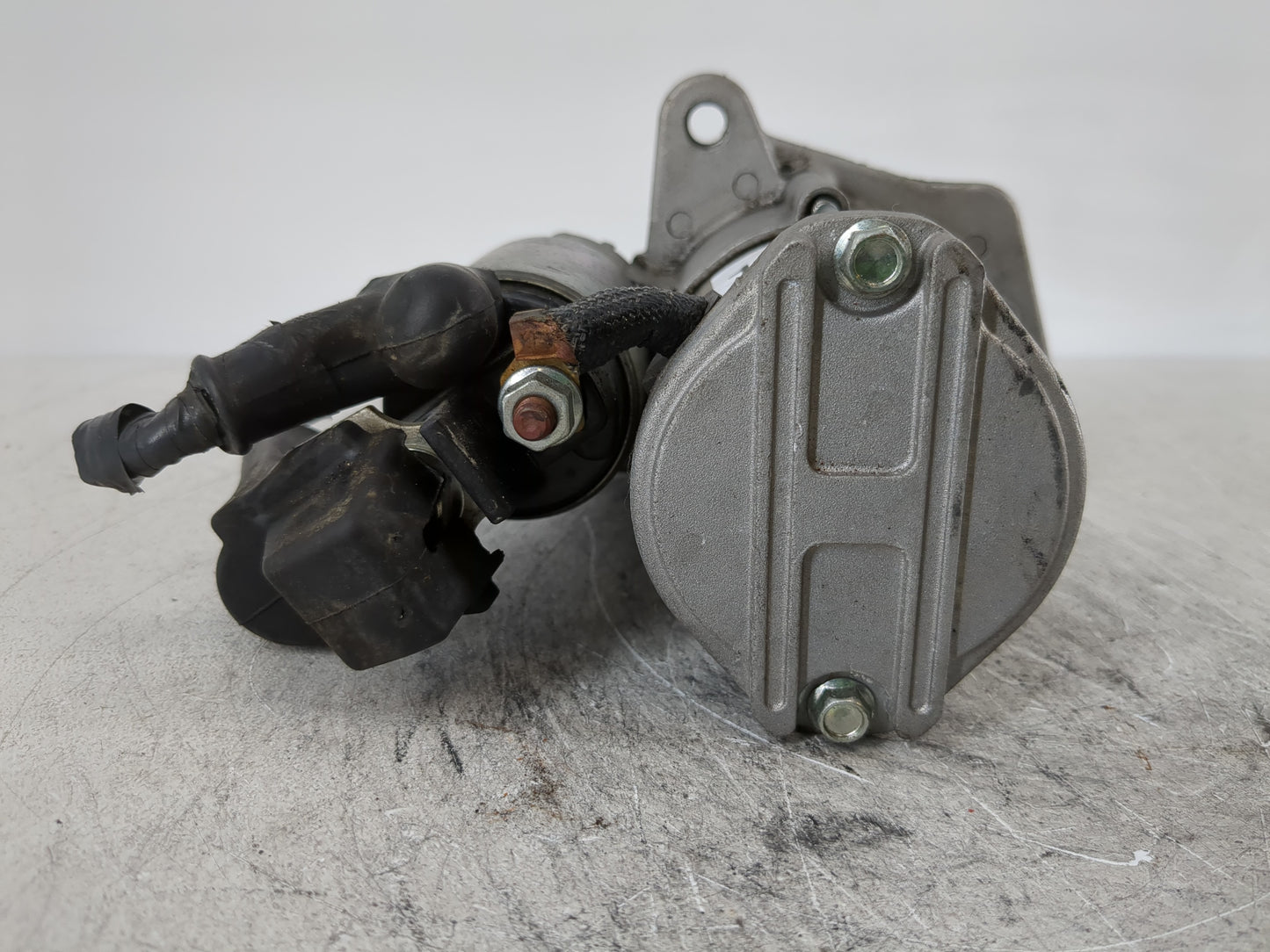 2019-2021 Nissan Kicks Car Starter Motor Solenoid OEM P/N:23300 5RB0D Fits Fits 2019 2020 2021 2022 OEM Used Auto Parts - Oe