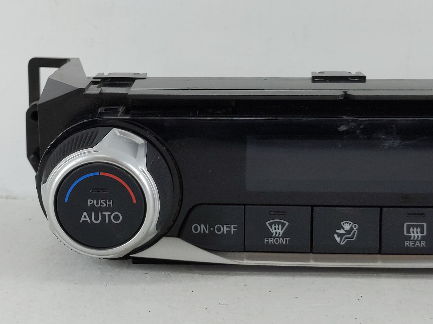 2018-2021 Nissan Kicks Climate Control Module Temperature AC/Heater Replacement P/N:275005RA5A Fits Fits 2018 2019 2020 2021