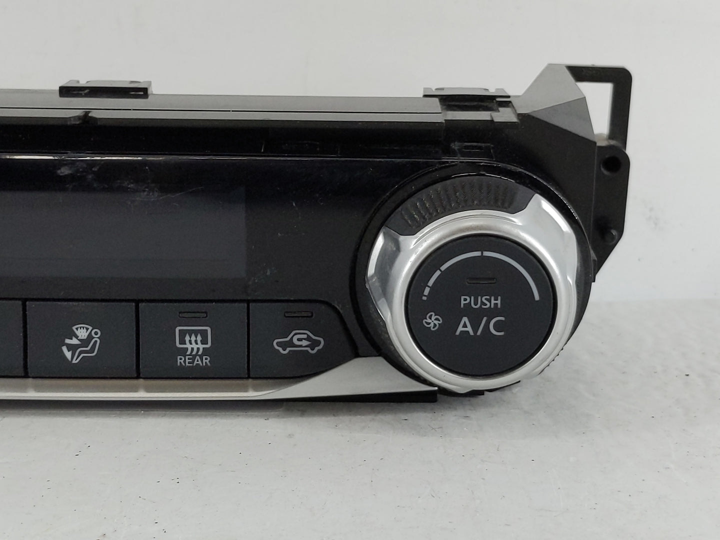 2018-2021 Nissan Kicks Climate Control Module Temperature AC/Heater Replacement P/N:275005RA5A Fits Fits 2018 2019 2020 2021