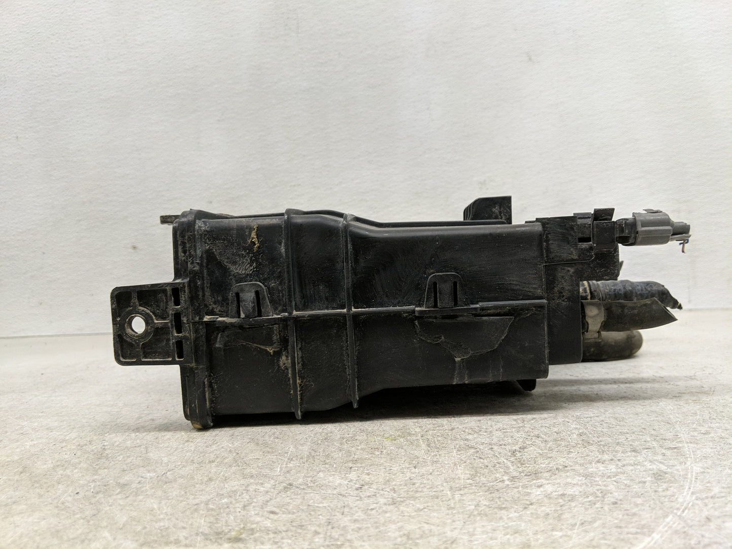2020 Nissan Kicks Fuel Vapor Charcoal Canister 1261426 - Oemusedautoparts1.com