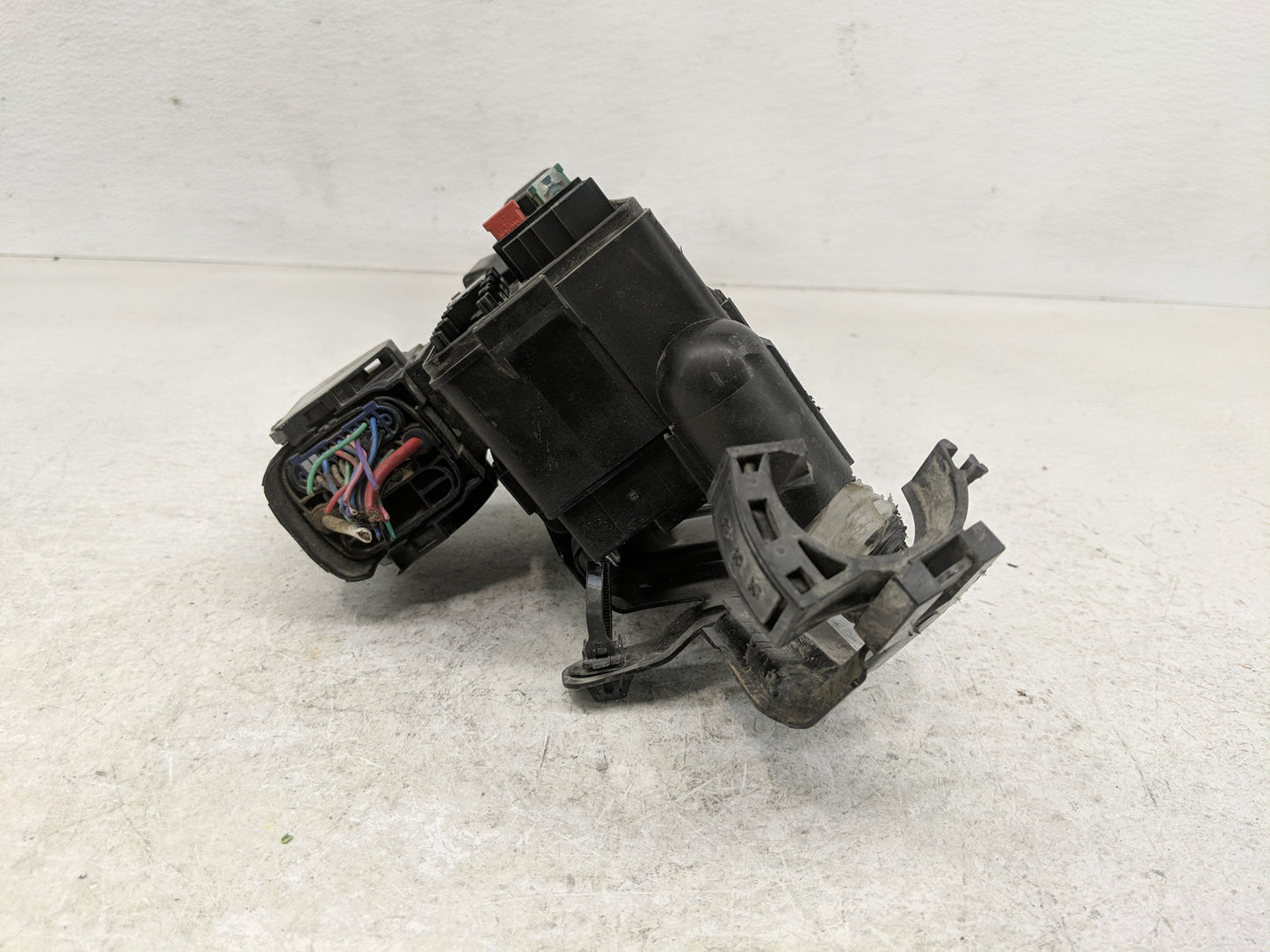 2018-2021 Nissan Kicks Fusebox Fuse Box Panel Relay Module Fits Fits 2018 2019 2020 2021 OEM Used Auto Parts - Oemusedautopa