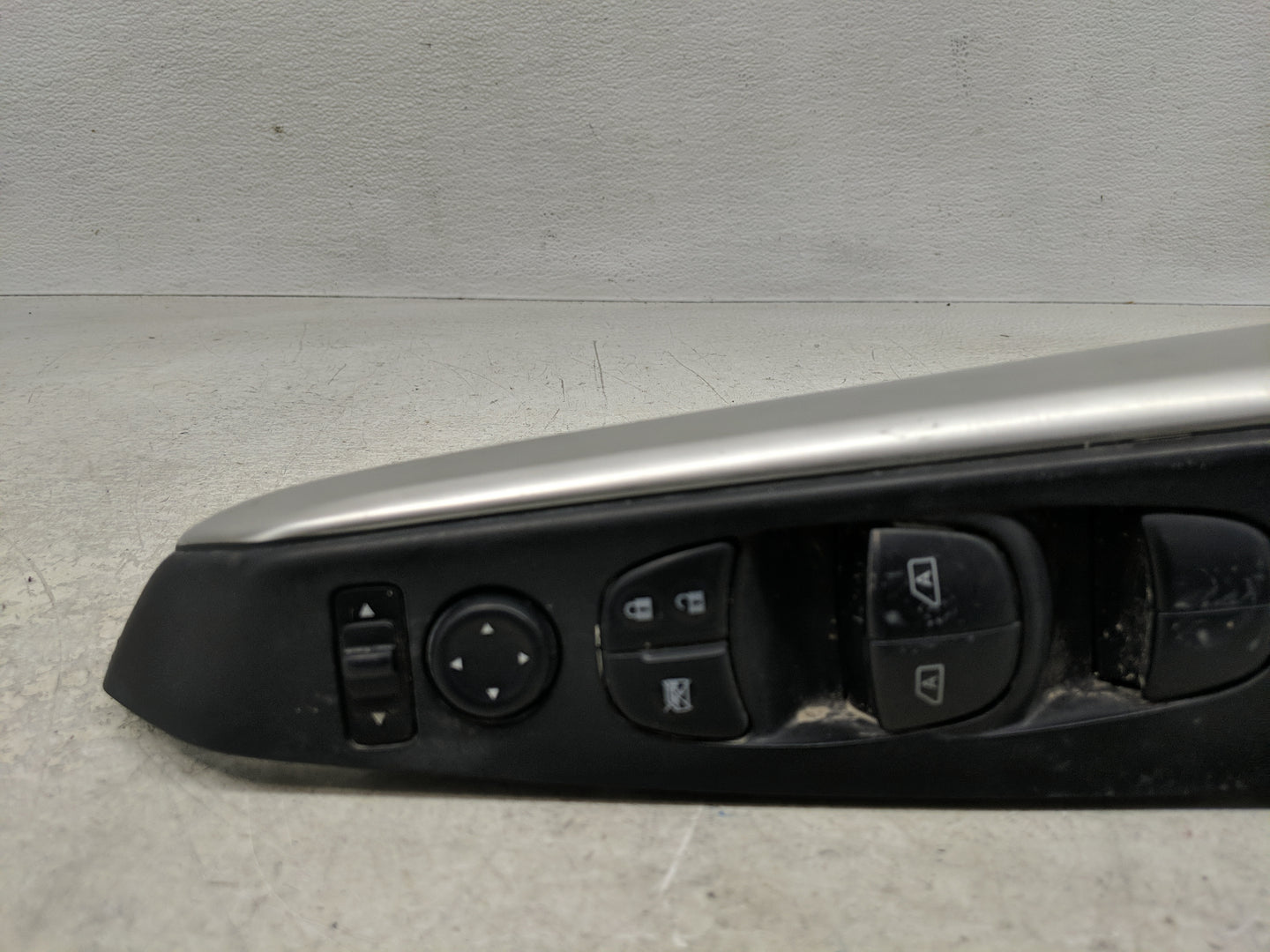 2018-2021 Nissan Kicks Master Power Window Switch Replacement Driver Side Left P/N:25401-3TA4A Fits Fits 2018 2019 2020 2021