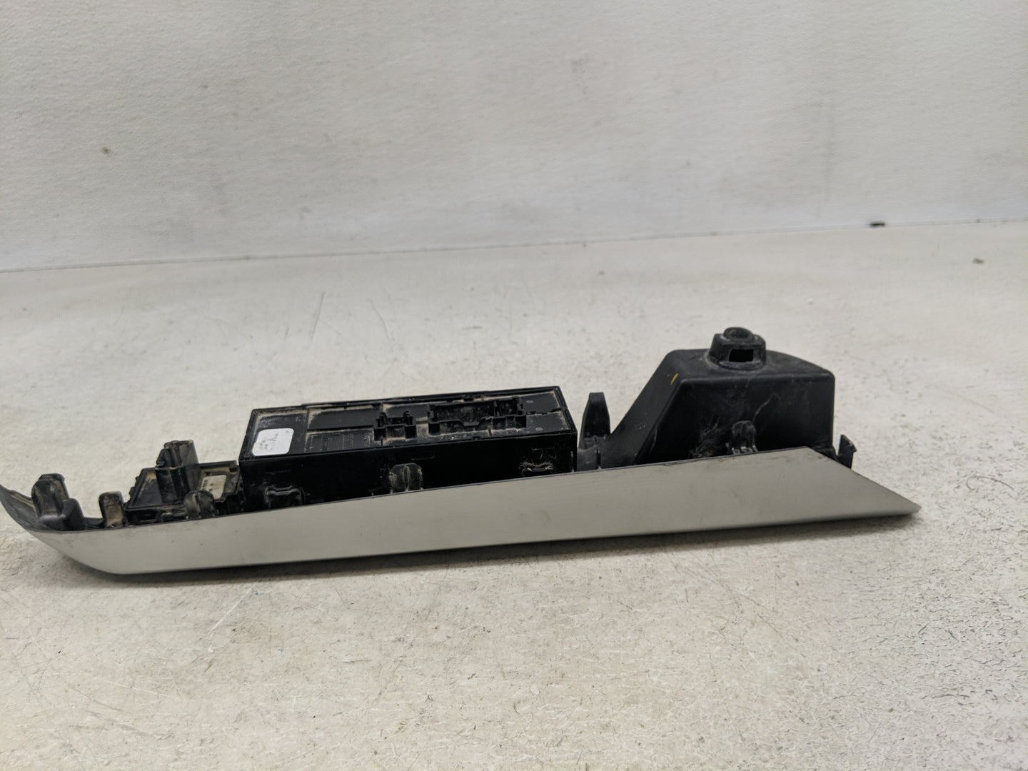 2018-2021 Nissan Kicks Master Power Window Switch Replacement Driver Side Left P/N:25401-3TA4A Fits Fits 2018 2019 2020 2021
