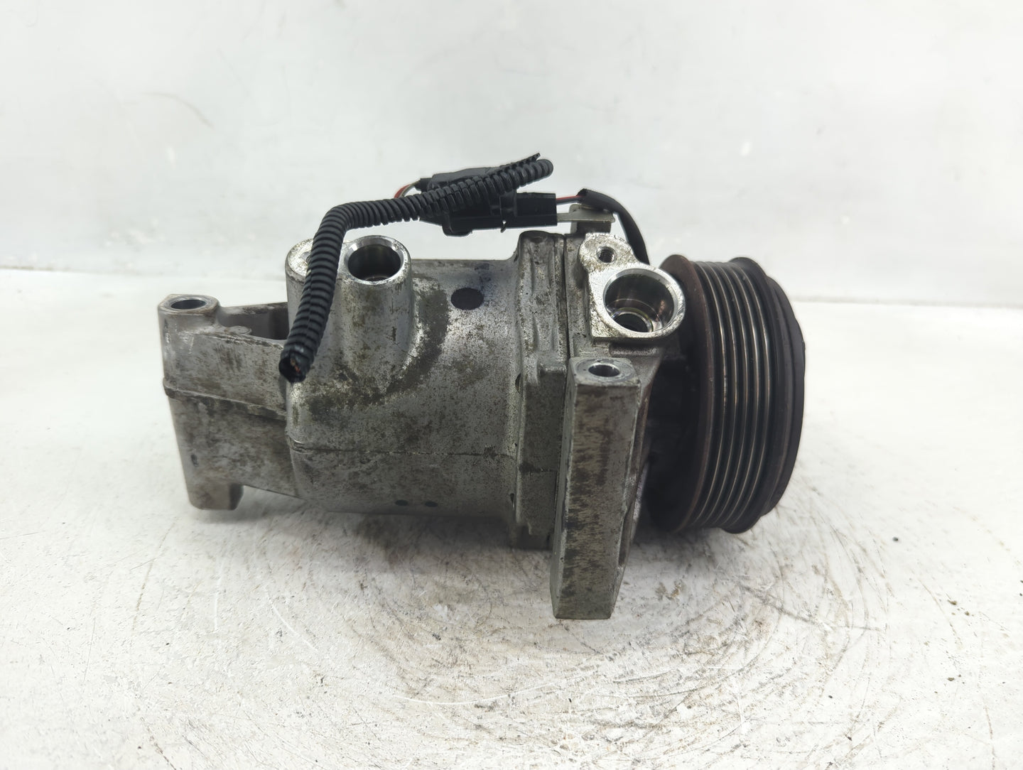 2018-2019 Nissan Kicks Air Conditioning A/c Ac Compressor Oem - Oemusedautoparts1.com