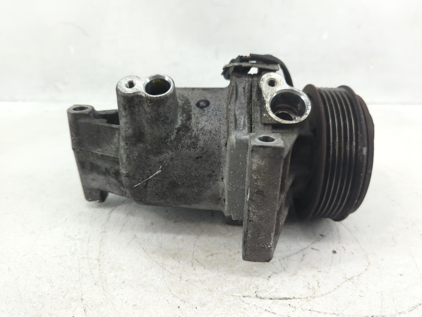 2018-2019 Nissan Kicks Air Conditioning A/c Ac Compressor Oem - Oemusedautoparts1.com
