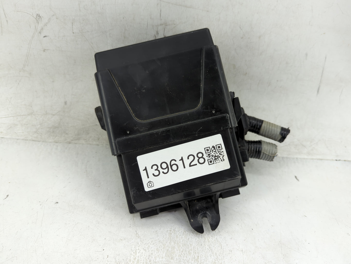 2018-2021 Nissan Kicks Fusebox Fuse Box Panel Relay Module P/N:284B7-6CA3A Fits Fits 2018 2019 2020 2021 OEM Used Auto Parts