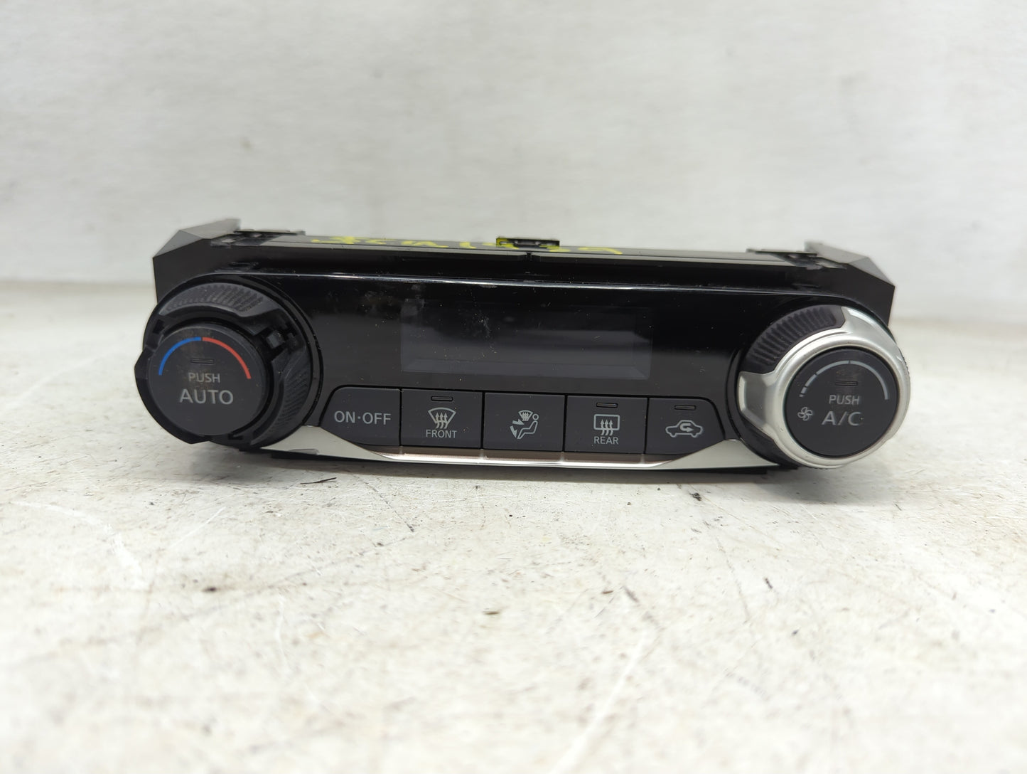 2019-2020 Nissan Kicks Climate Control Module Temperature AC/Heater Replacement P/N:275005RA5A-B 275005RA5A Fits OEM Used Au