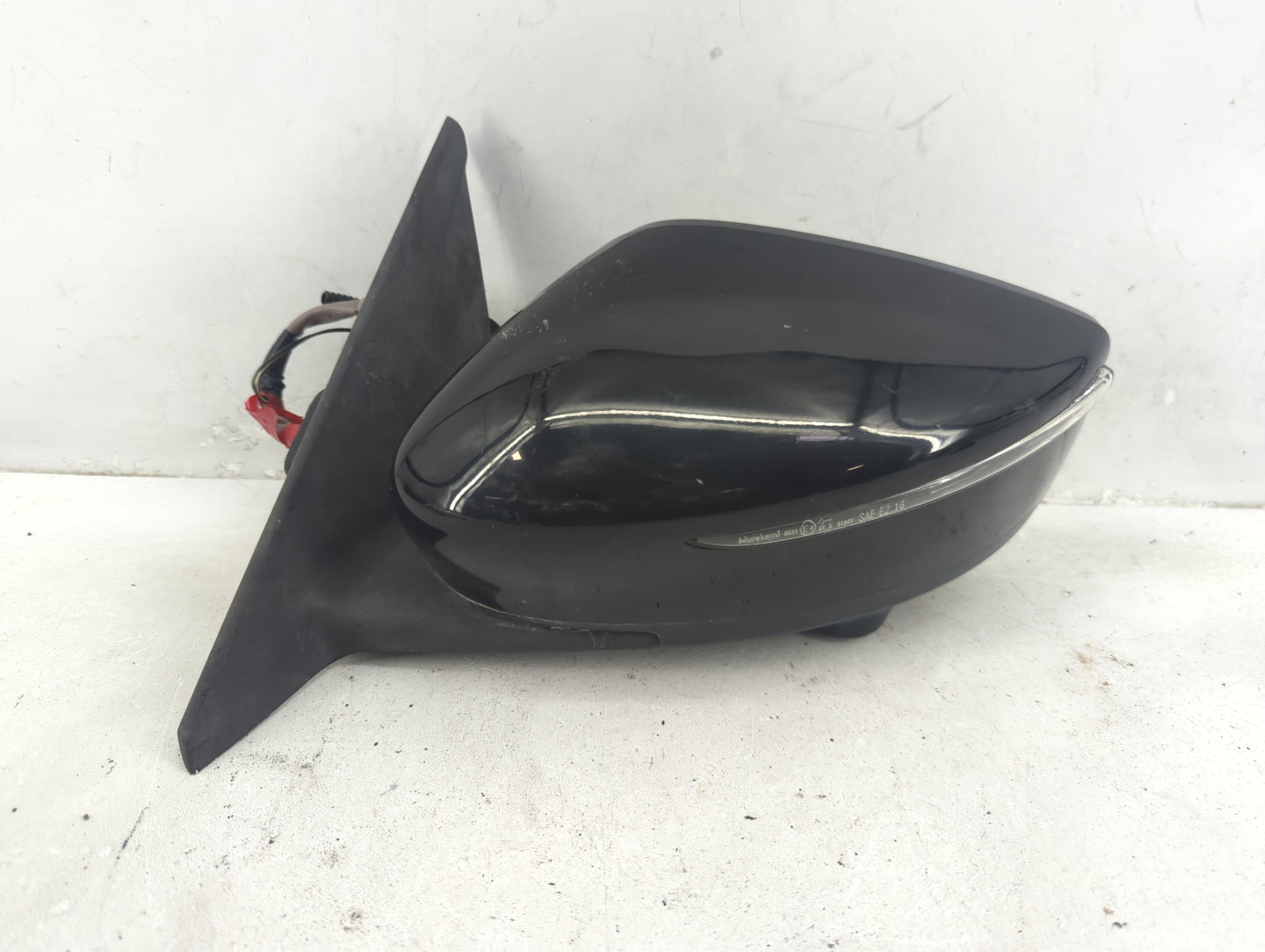 2020-2021 Nissan Kicks Driver Side View Mirror - Left Door Mirror OEM Used - Oemusedautoparts1.com