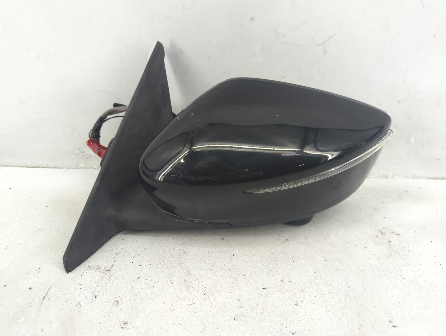 2020-2021 Nissan Kicks Driver Side View Mirror - Left Door Mirror OEM Used - Oemusedautoparts1.com