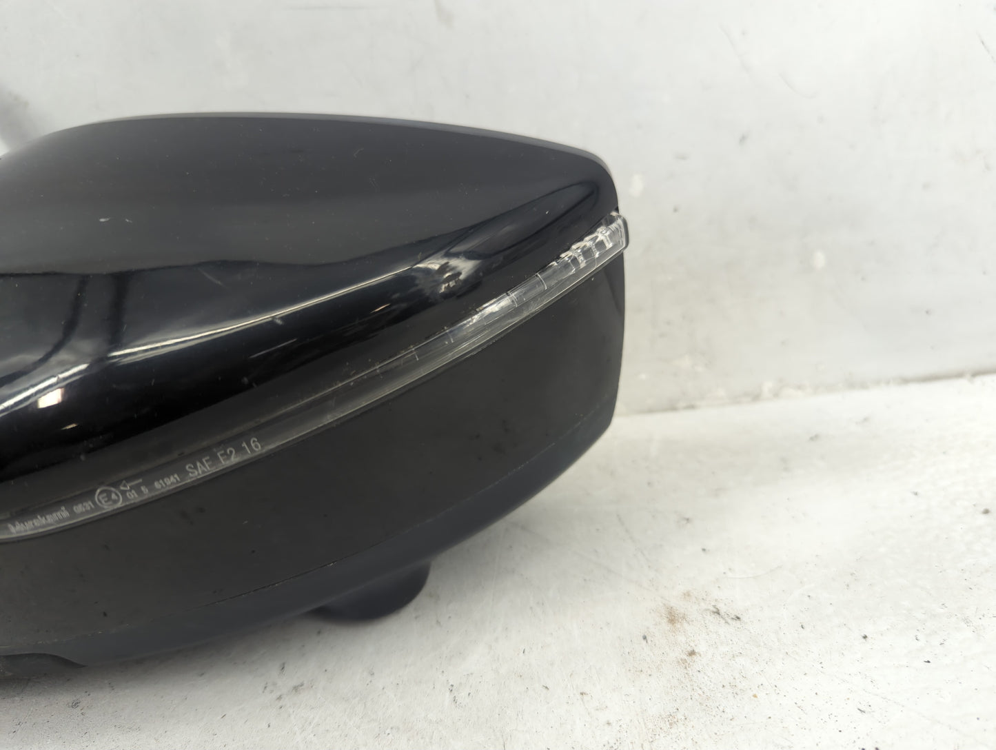 2020-2021 Nissan Kicks Driver Side View Mirror - Left Door Mirror OEM Used - Oemusedautoparts1.com