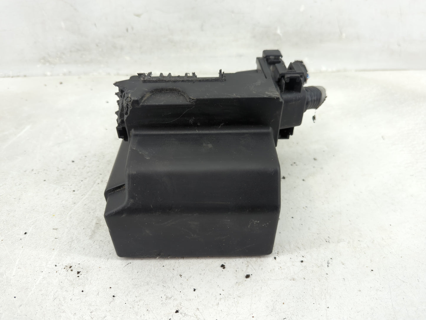 2018-2021 Nissan Kicks Fusebox Fuse Box Panel Relay Module Fits Fits 2018 2019 2020 2021 OEM Used Auto Parts - Oemusedautopa