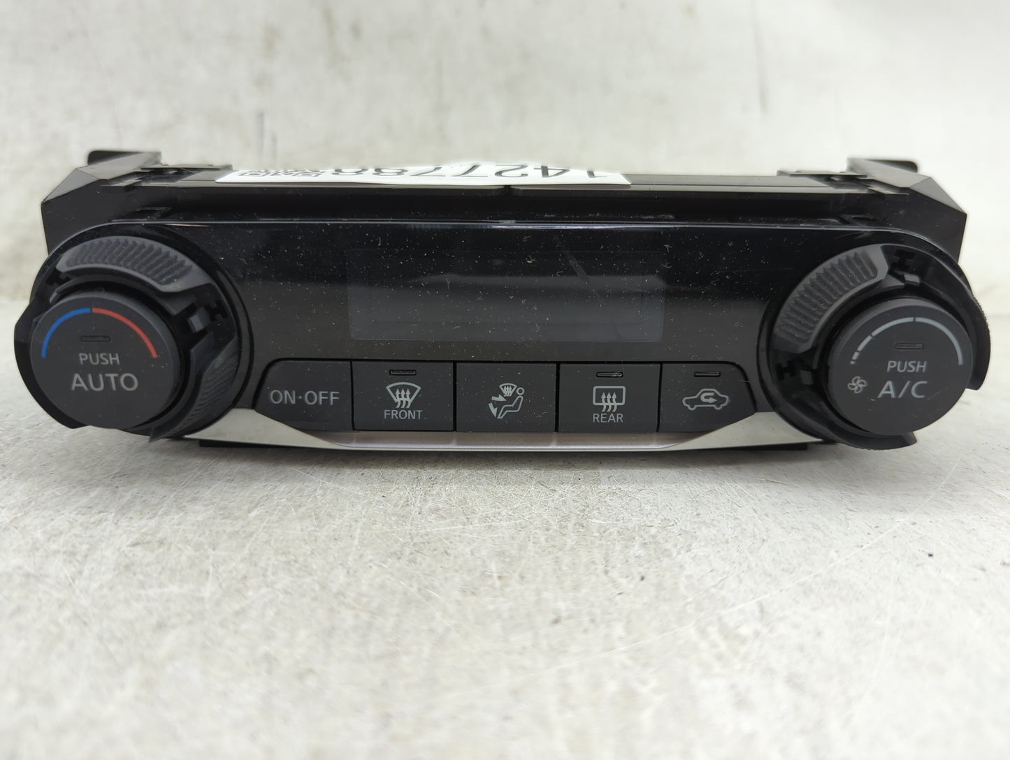 2019-2020 Nissan Kicks Climate Control Module Temperature AC/Heater Replacement P/N:275005RA5A 275005RA5A--B Fits OEM Used A