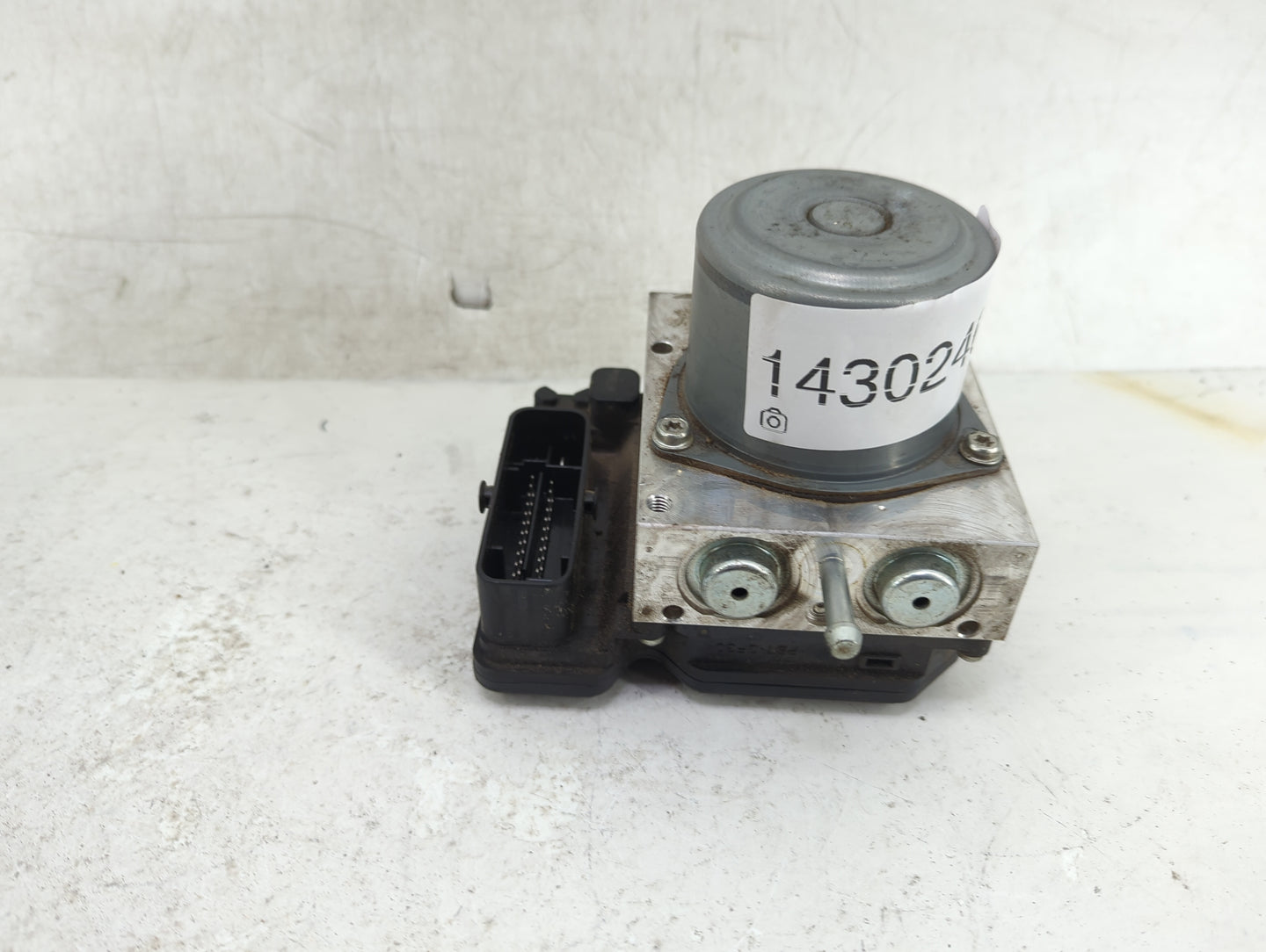 2020 Nissan Kicks ABS Pump Control Module Replacement Fits OEM Used Auto Parts - Oemusedautoparts1.com