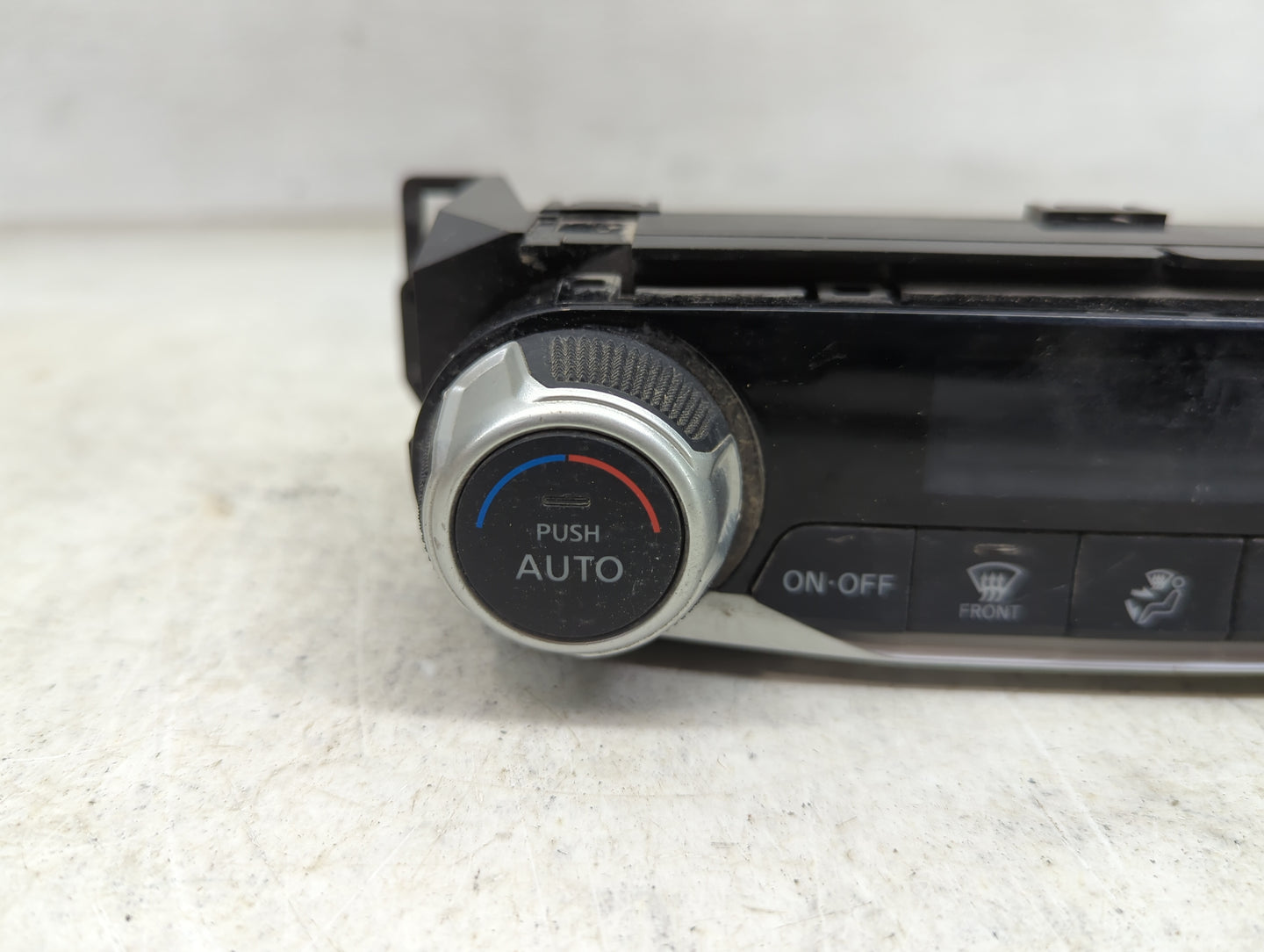 2020 Nissan Kicks Climate Control Module Temperature AC/Heater Replacement P/N:275005RA5A 275005RA5A-B Fits OEM Used Auto Pa