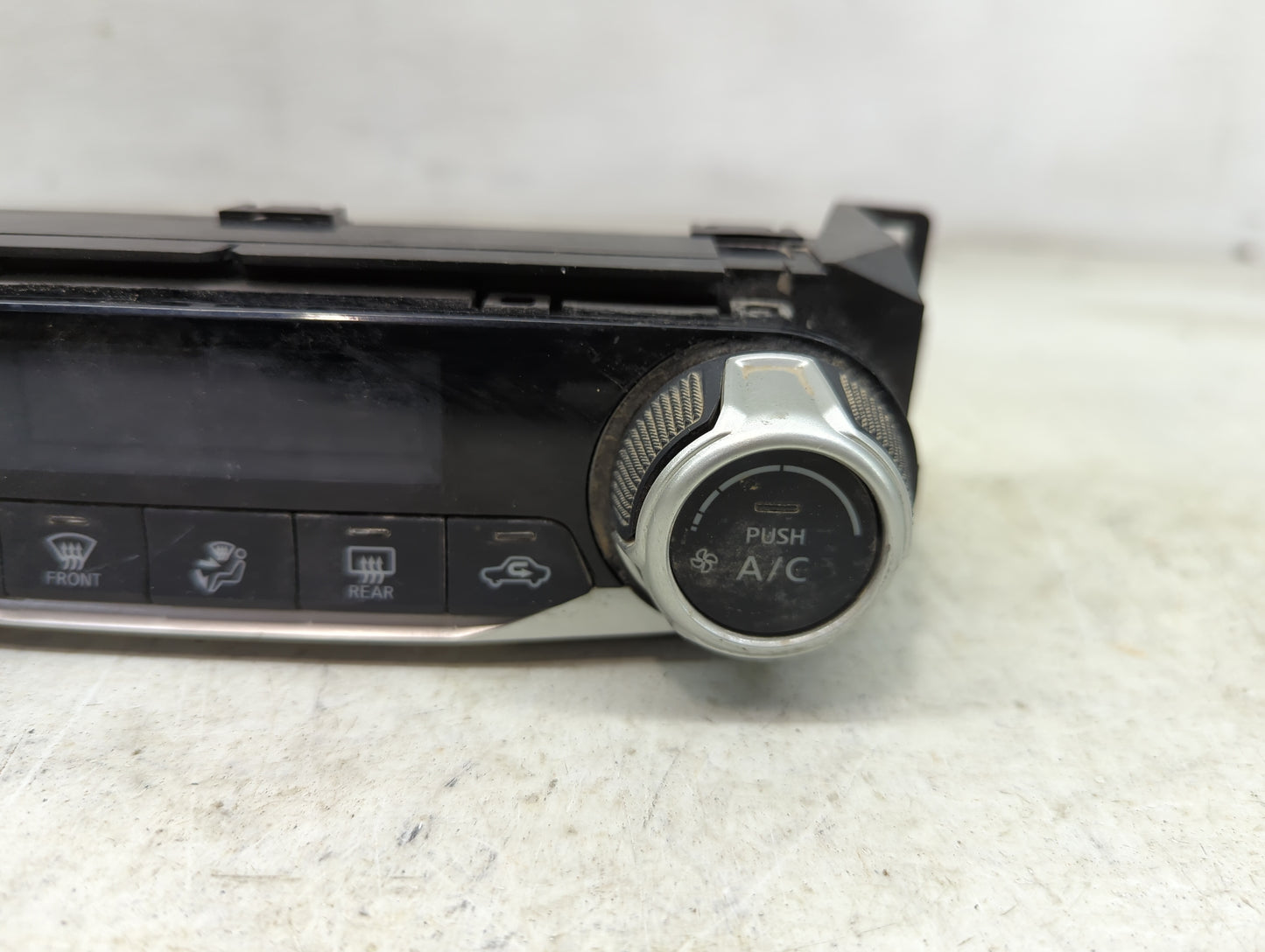 2020 Nissan Kicks Climate Control Module Temperature AC/Heater Replacement P/N:275005RA5A 275005RA5A-B Fits OEM Used Auto Pa