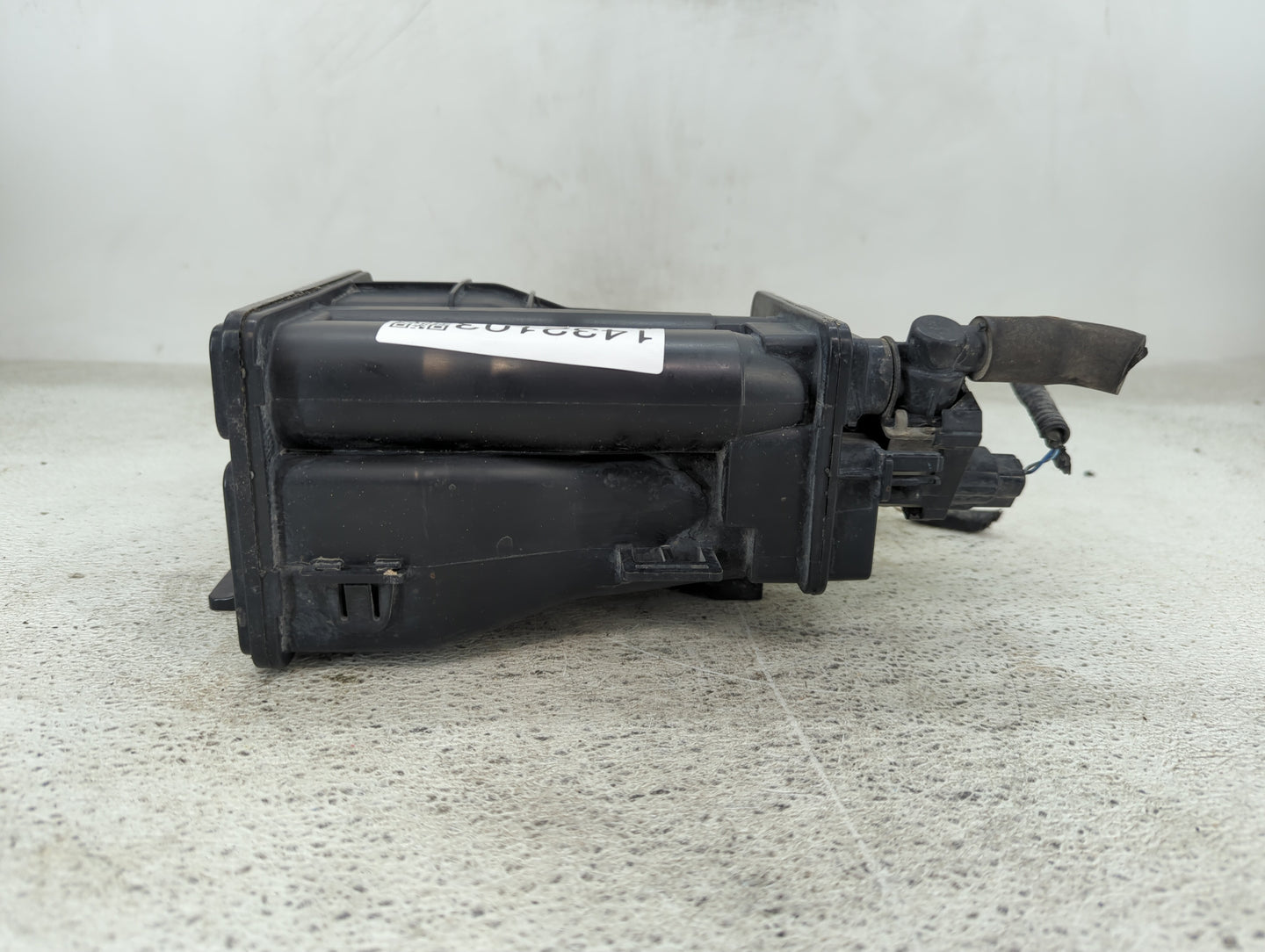2020 Nissan Kicks Fuel Vapor Charcoal Canister 1432103 - Oemusedautoparts1.com