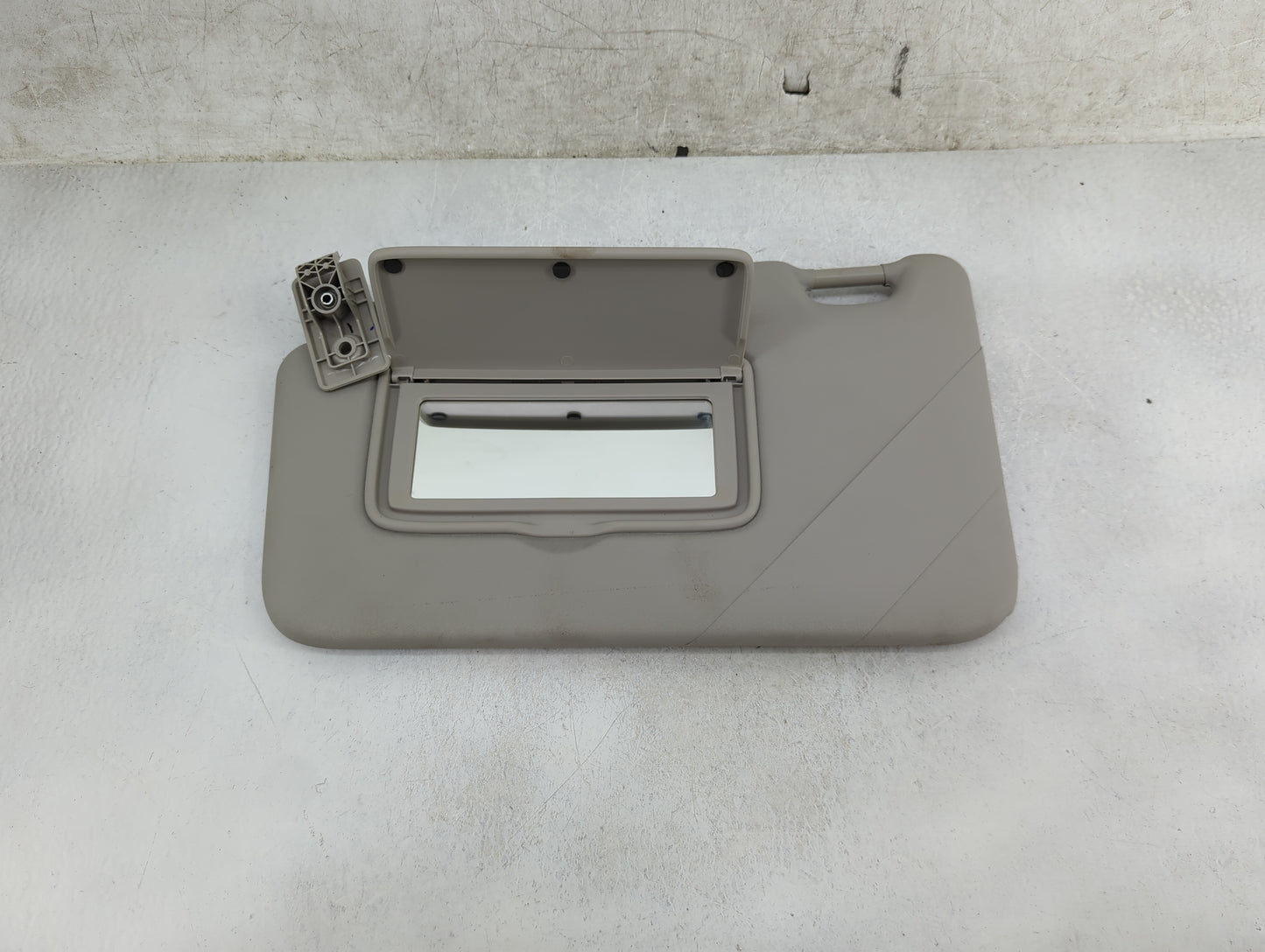 2018-2021 Nissan Kicks Sun Visor Shade Replacement Driver Left Mirror Fits Fits 2018 2019 2020 2021 OEM Used Auto Parts - Oe