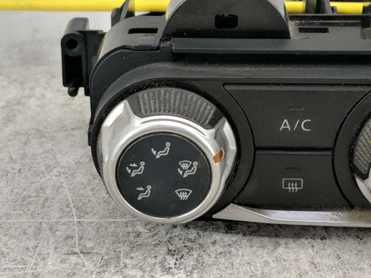 2018-2021 Nissan Kicks Climate Control Module Temperature AC/Heater Replacement P/N:T19816C B Fits Fits 2018 2019 2020 2021 