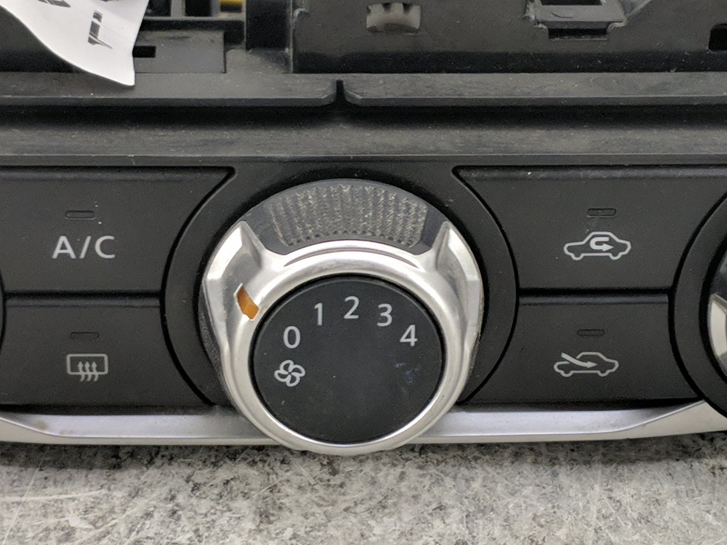 2018-2021 Nissan Kicks Climate Control Module Temperature AC/Heater Replacement P/N:T19816C B Fits Fits 2018 2019 2020 2021 