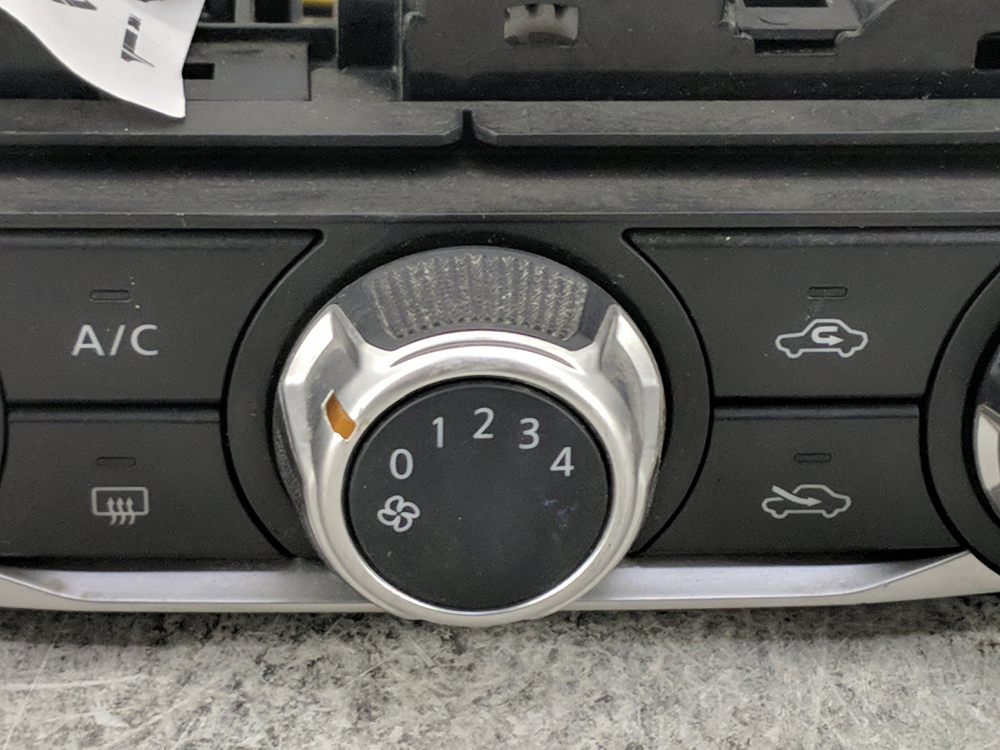 2018-2021 Nissan Kicks Climate Control Module Temperature AC/Heater Replacement P/N:T19816C B Fits Fits 2018 2019 2020 2021 