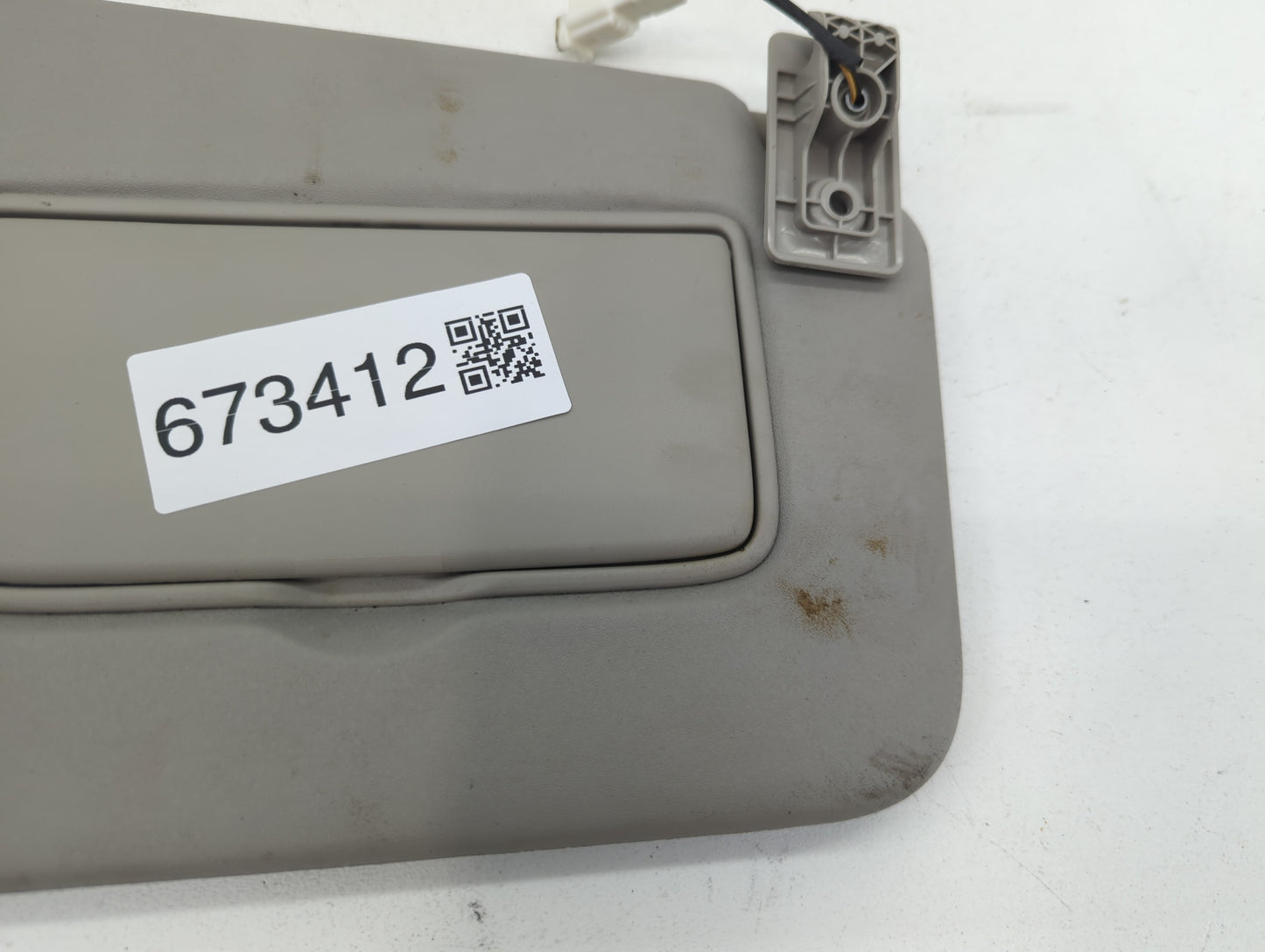 2018-2021 Nissan Kicks Sun Visor Shade Replacement Passenger Right Mirror Fits Fits 2018 2019 2020 2021 OEM Used Auto Parts 