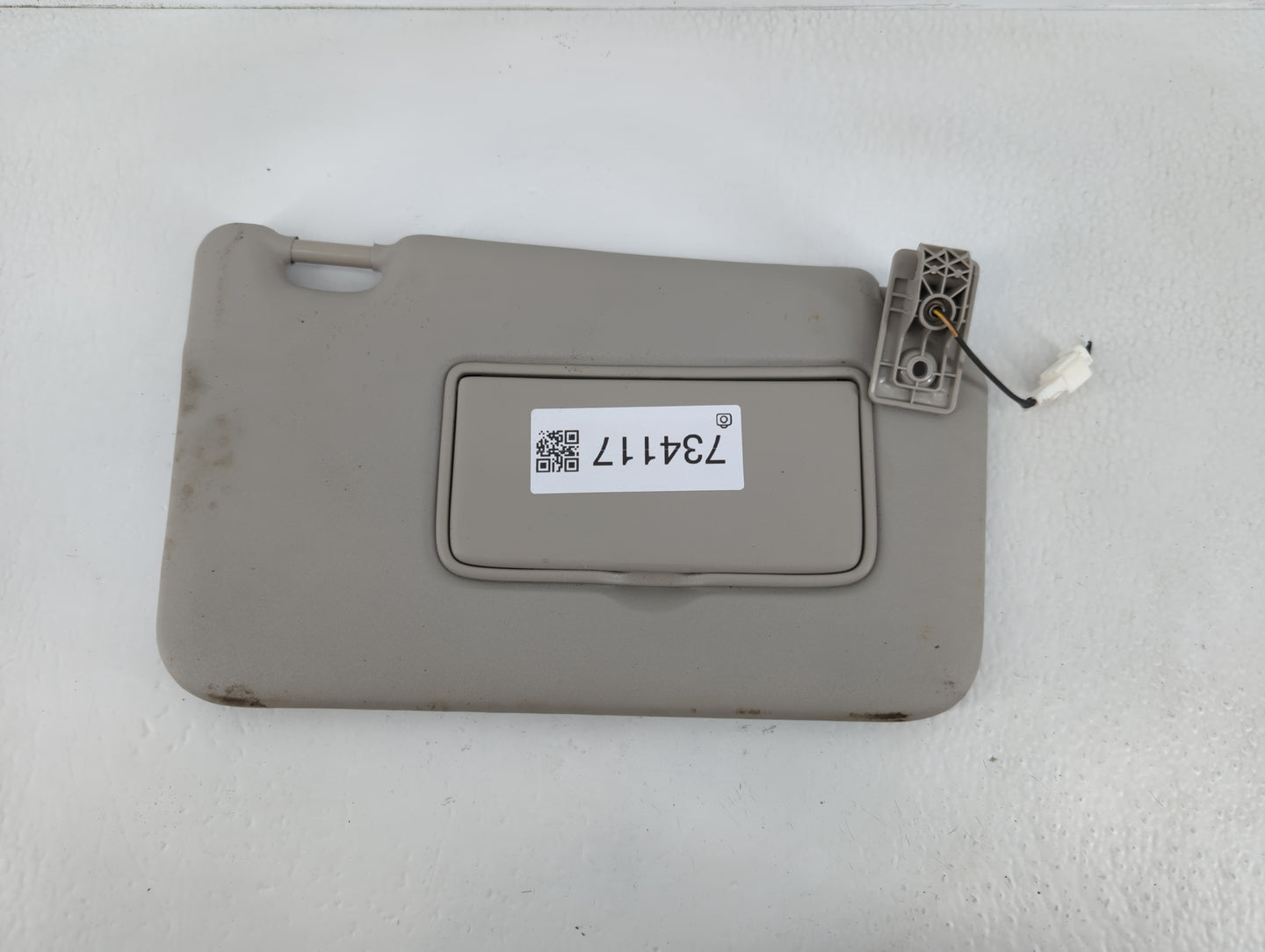 2018-2021 Nissan Kicks Sun Visor Shade Replacement Passenger Right Mirror Fits Fits 2018 2019 2020 2021 OEM Used Auto Parts 