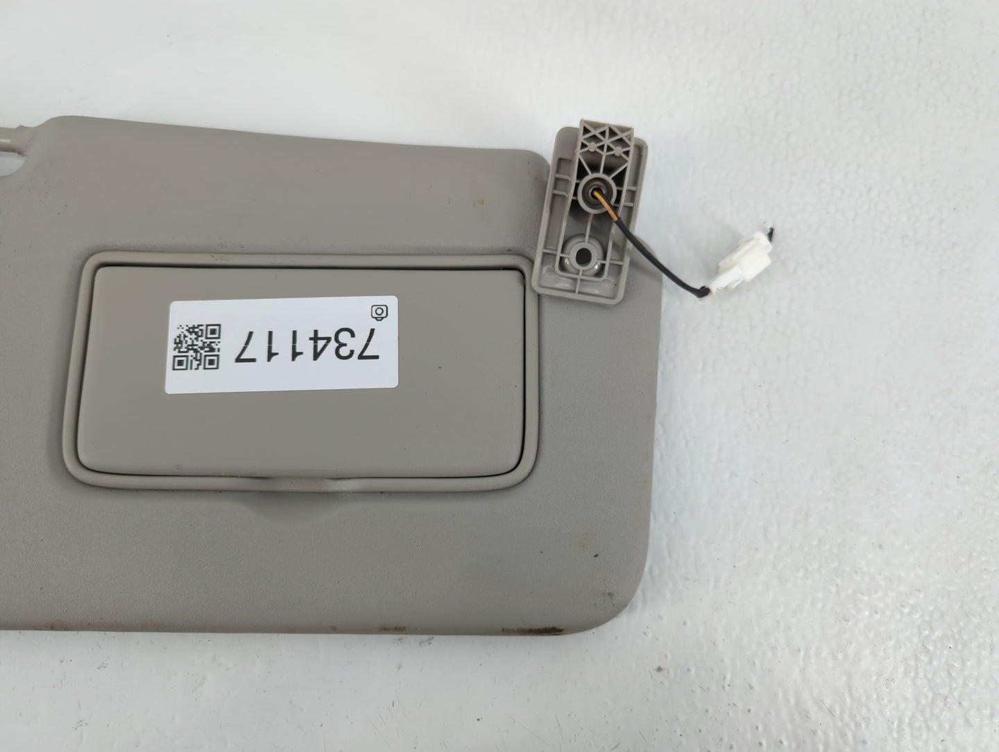 2018-2021 Nissan Kicks Sun Visor Shade Replacement Passenger Right Mirror Fits Fits 2018 2019 2020 2021 OEM Used Auto Parts 