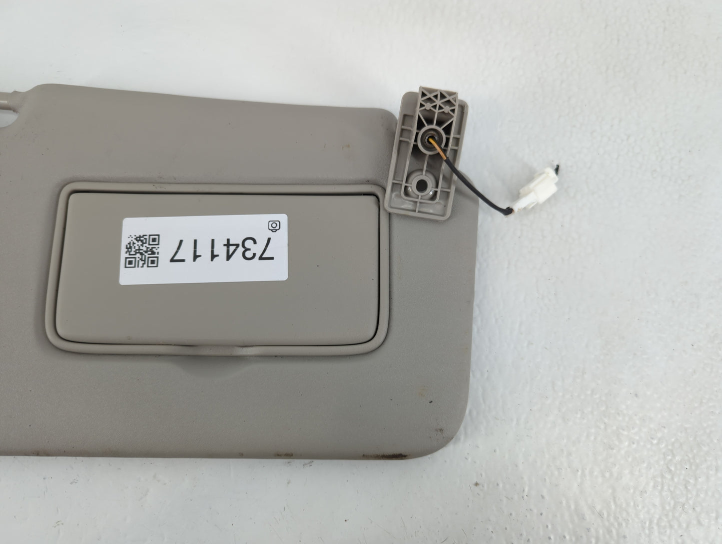 2018-2021 Nissan Kicks Sun Visor Shade Replacement Passenger Right Mirror Fits Fits 2018 2019 2020 2021 OEM Used Auto Parts 