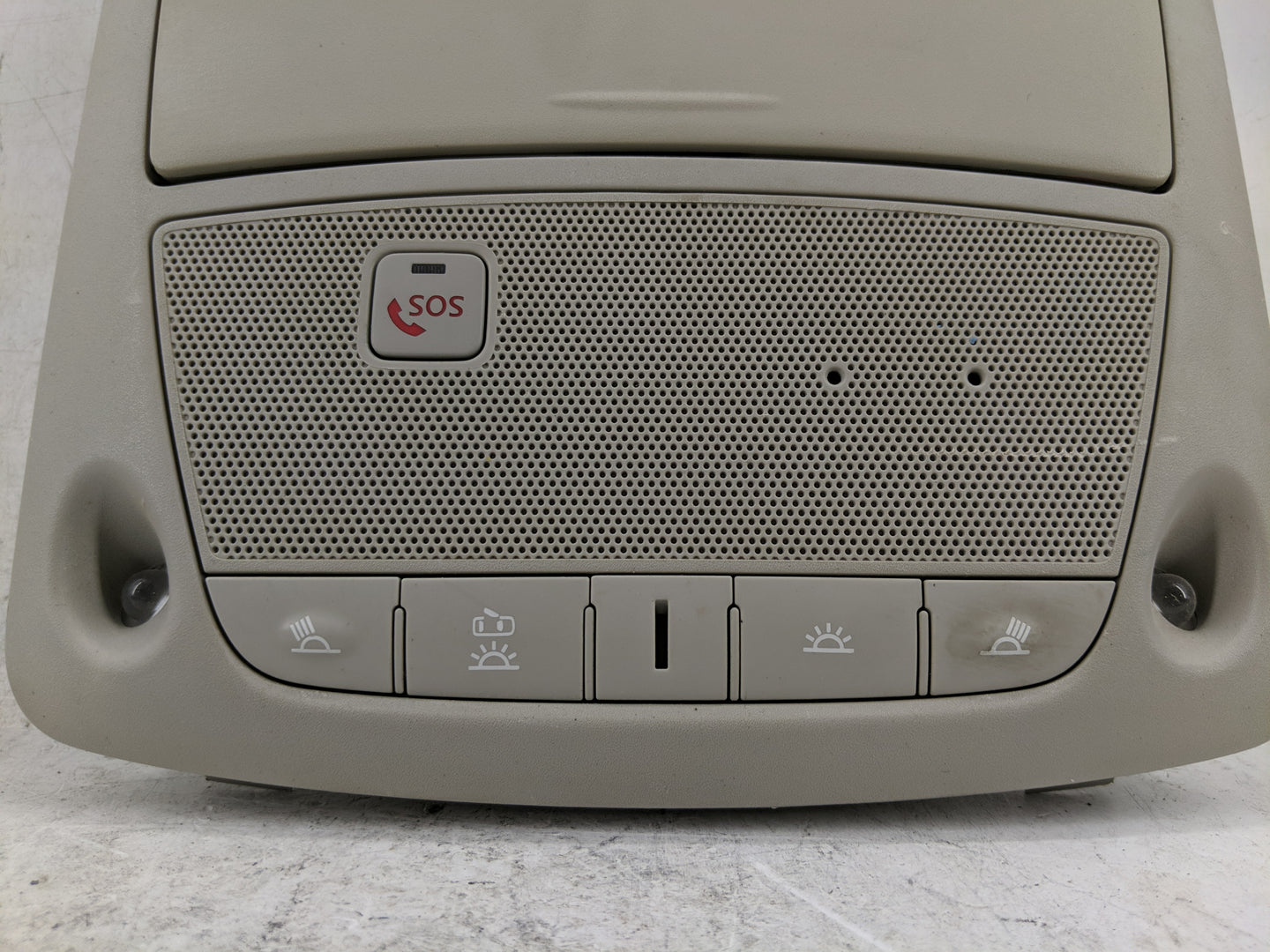 2020 Nissan Leaf Overhead Roof Console - Oemusedautoparts1.com