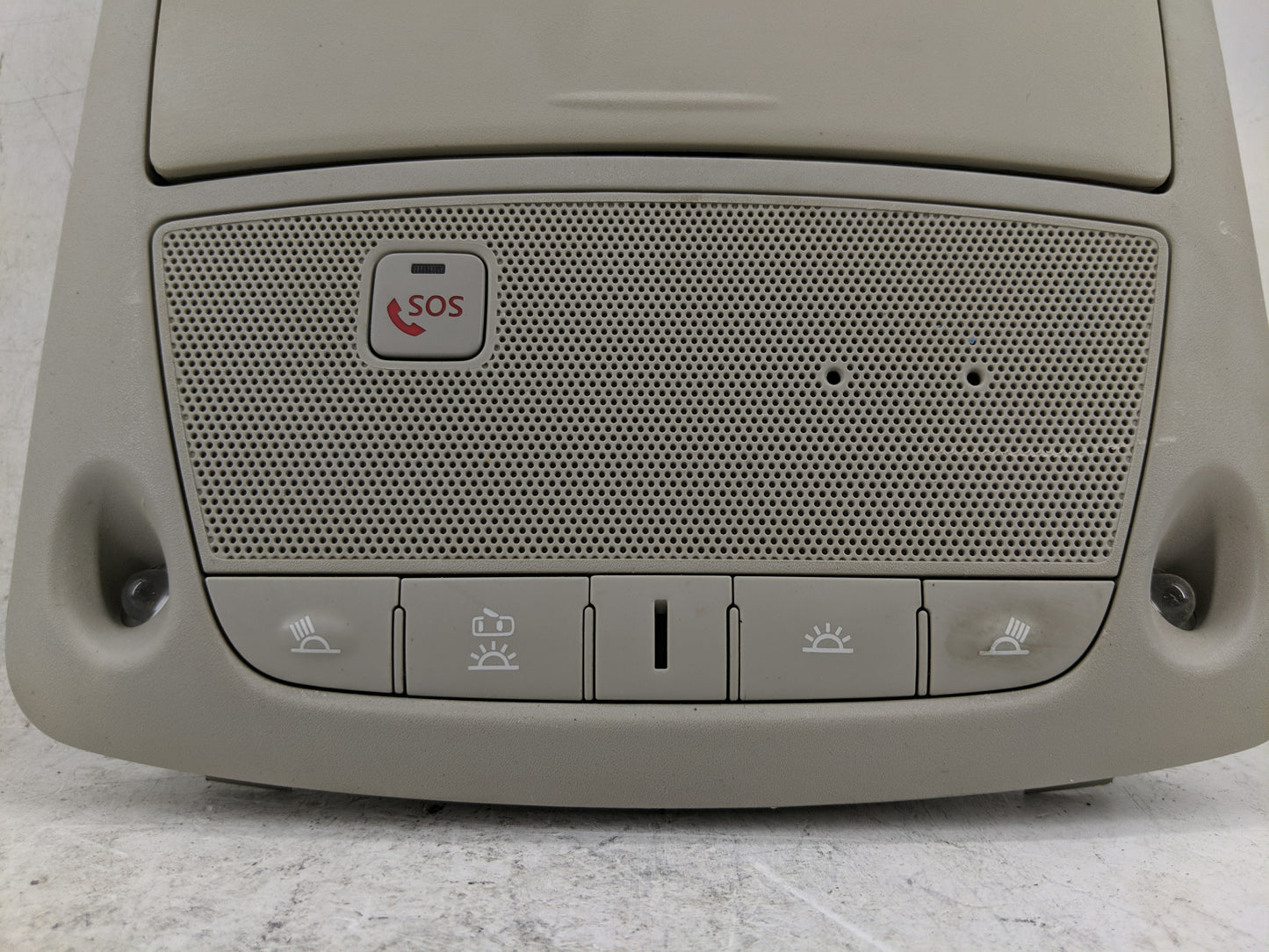 2020 Nissan Leaf Overhead Roof Console - Oemusedautoparts1.com