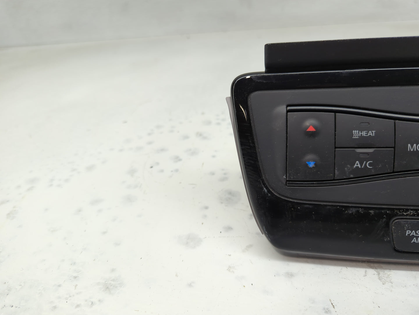 2019-2021 Nissan Leaf Climate Control Module Temperature AC/Heater Replacement P/N:68412 5SA0B Fits Fits 2019 2020 2021 OEM 